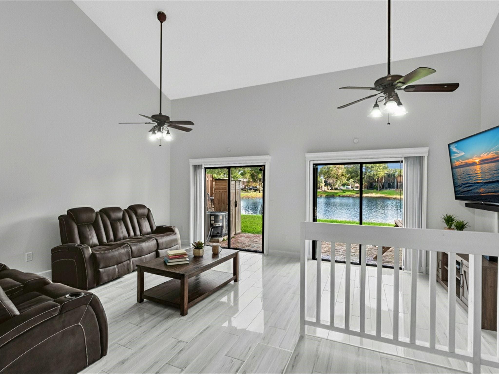 Pine Island Lakes - Residential