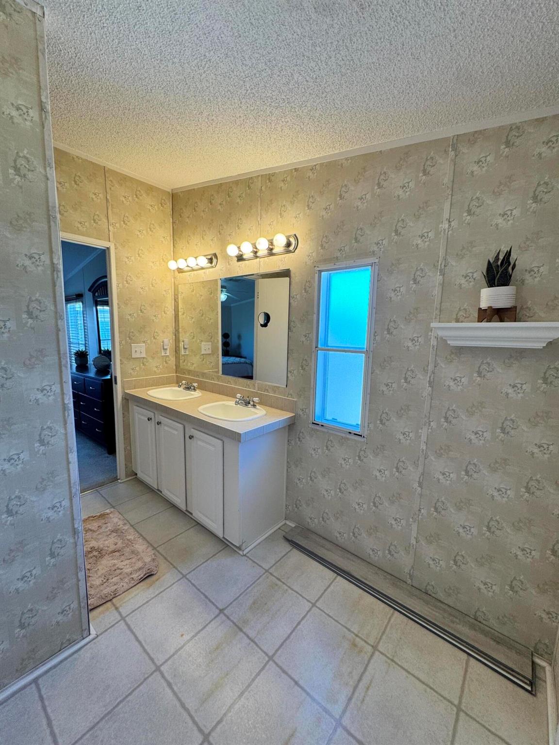 Spanish Lakes Country Club Village - Residential