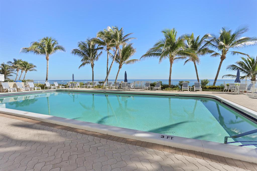 PENTHOUSE TOWERS CONDO - Residential