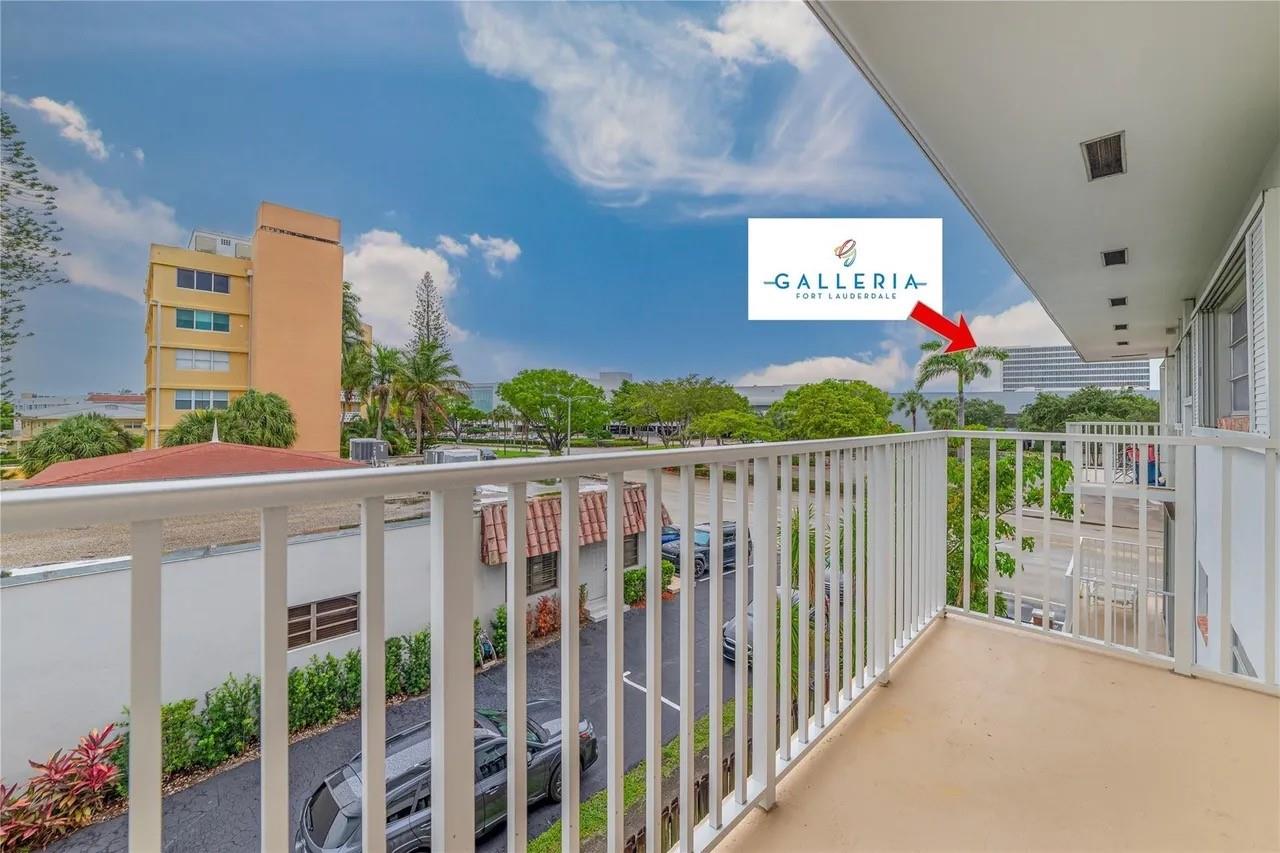 Colonial Manor West Apts - Residential Lease