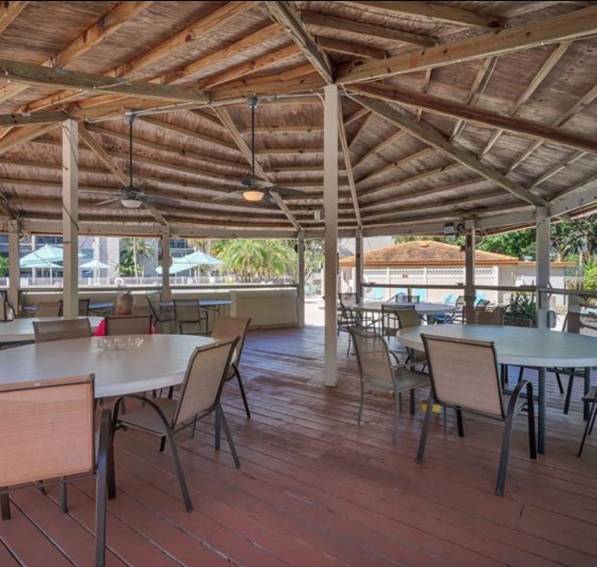 3910 Inverrary Boulevard 202B