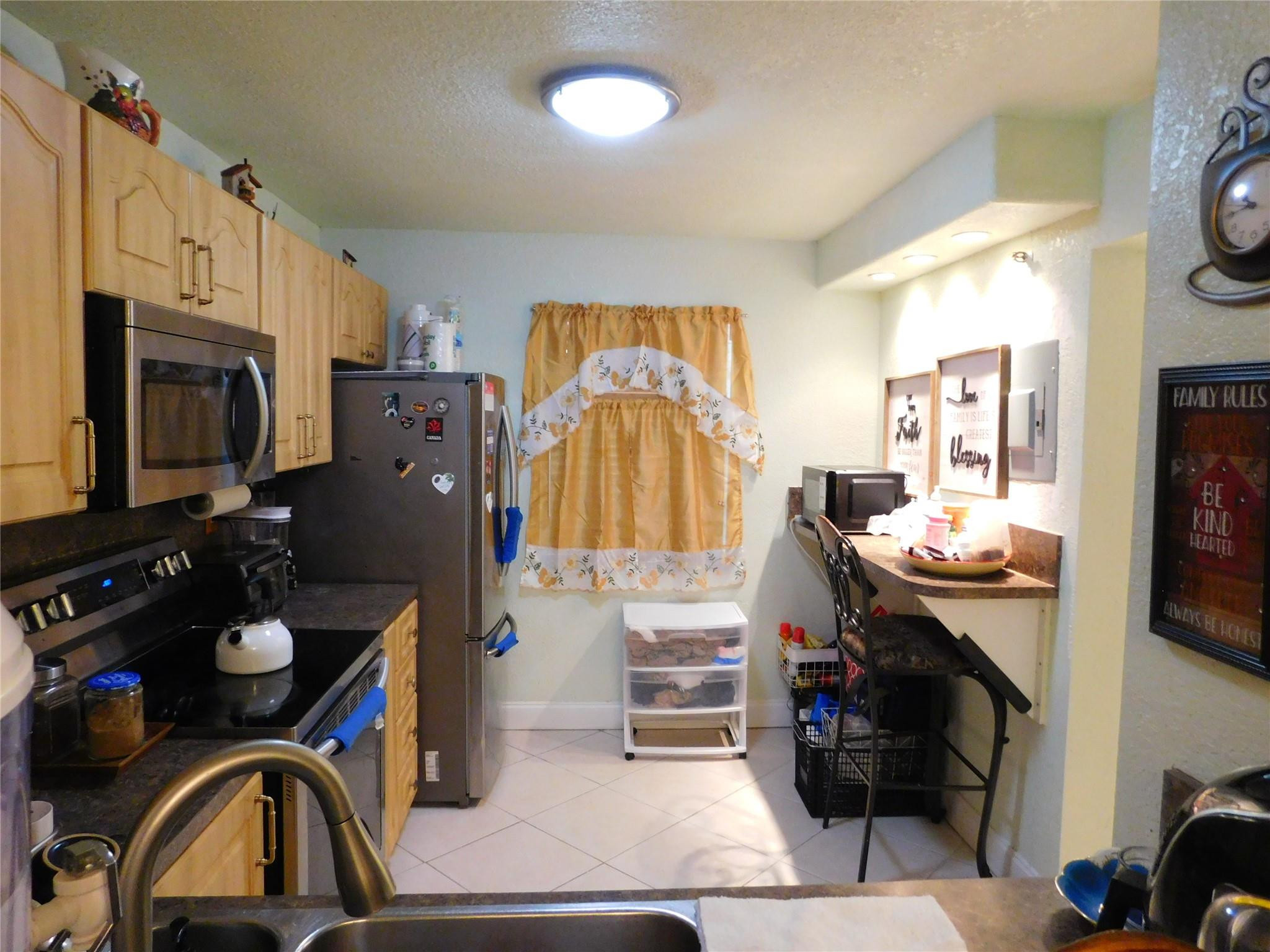 18th Hole at inverrary - Residential