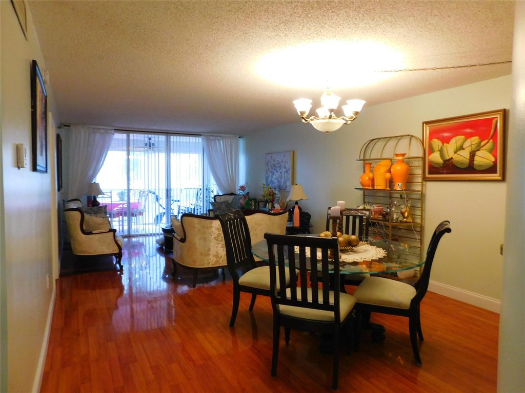 Photo of 3910 Inverrary Boulevard #202B, Fort Lauderdale, FL 33319 (MLS # F10555422)