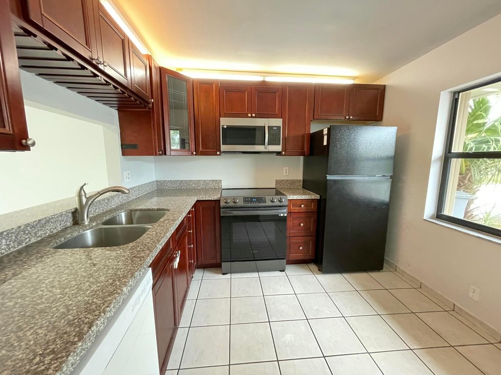 Photo of 16344 Country Lake Circle, Delray Beach, FL 33484 (MLS # B26034904)
