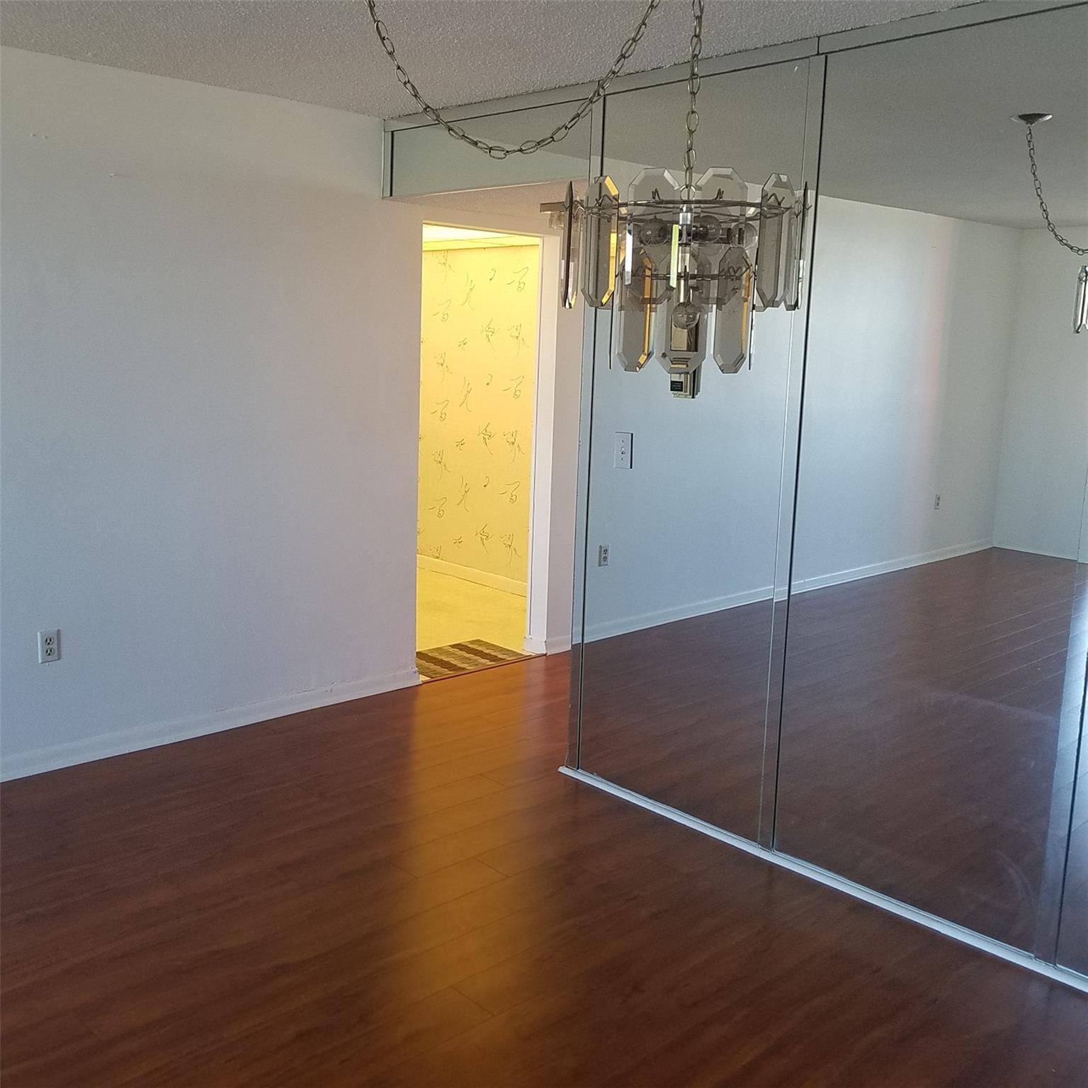Wilshire Condo - Residential Lease
