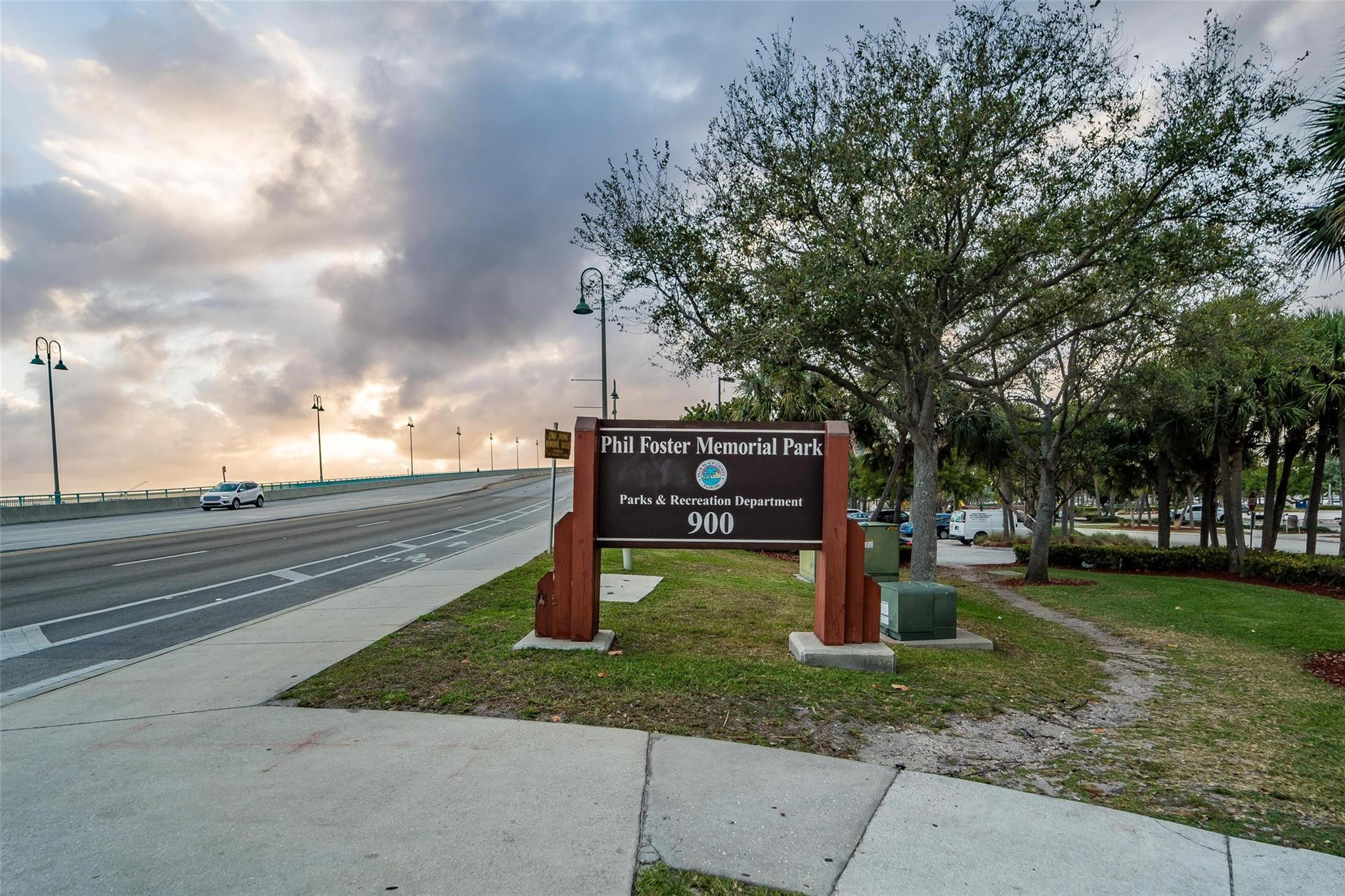 Park Manor 01 - Residential