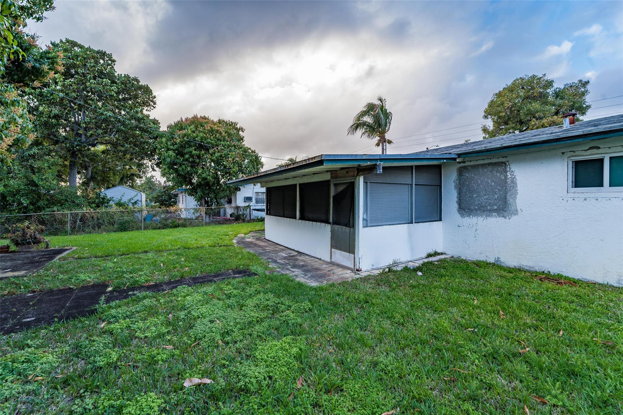 Park Manor 01 - Residential