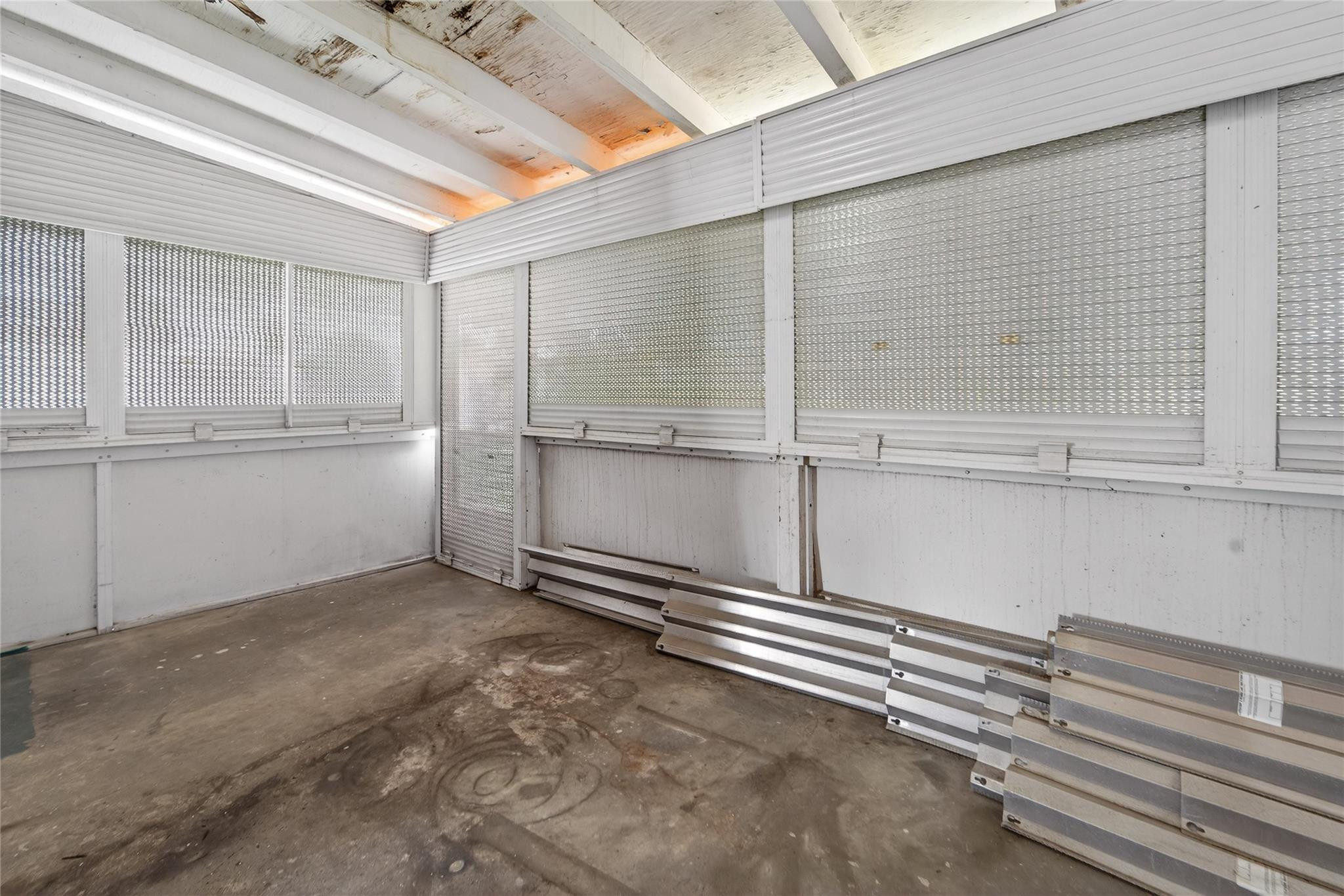 Park Manor 01 - Residential