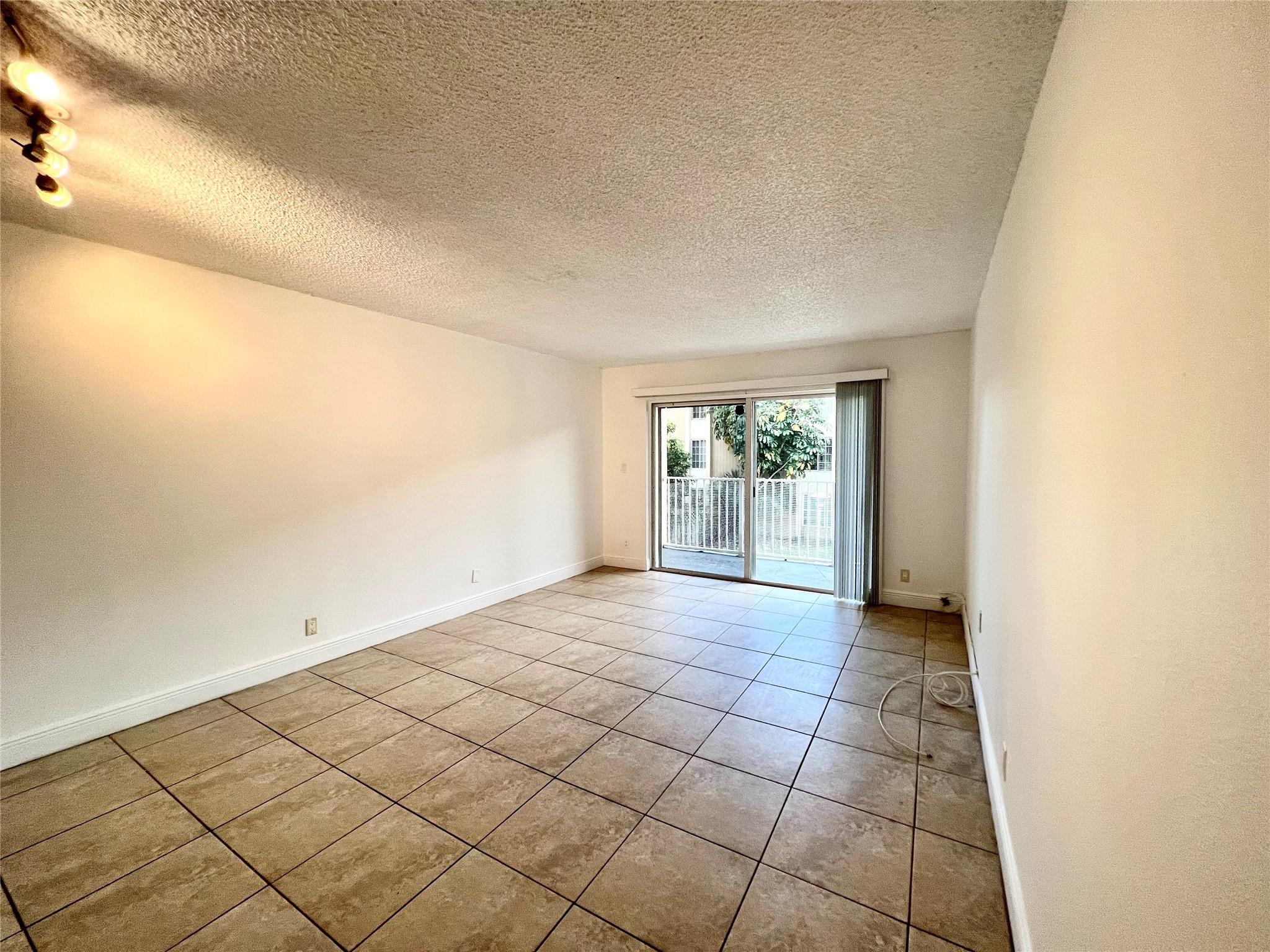 DORAL GARDENS II CONDO - Residential Lease