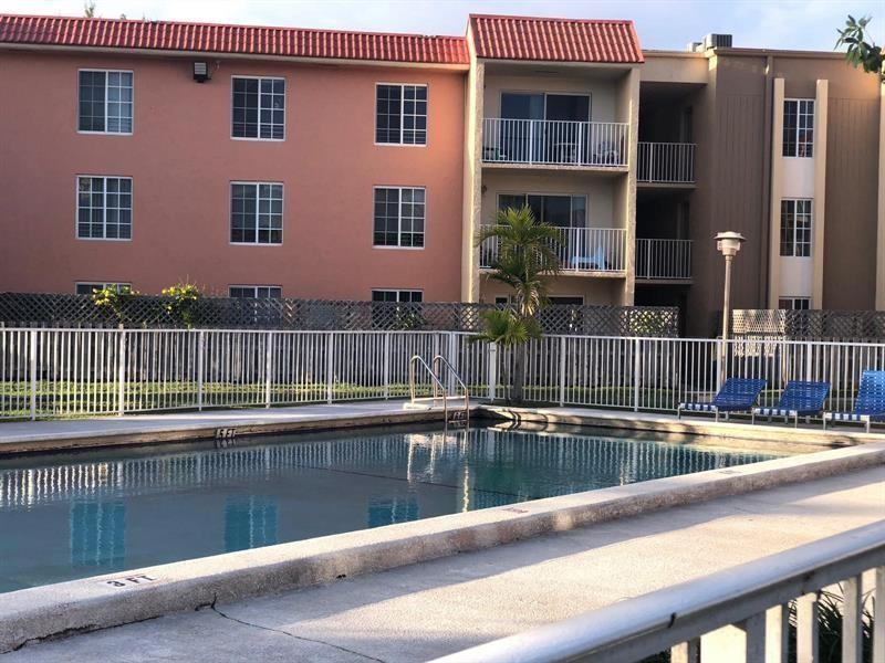 DORAL GARDENS II CONDO - Residential Lease