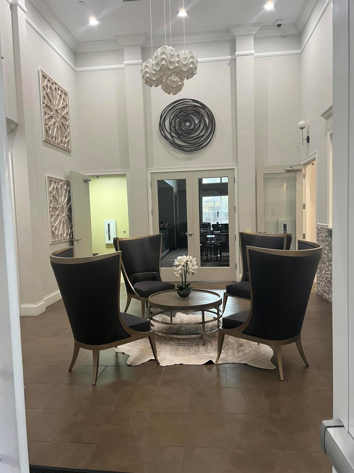 CITYSIDE CONDOMINIUM - Residential Lease