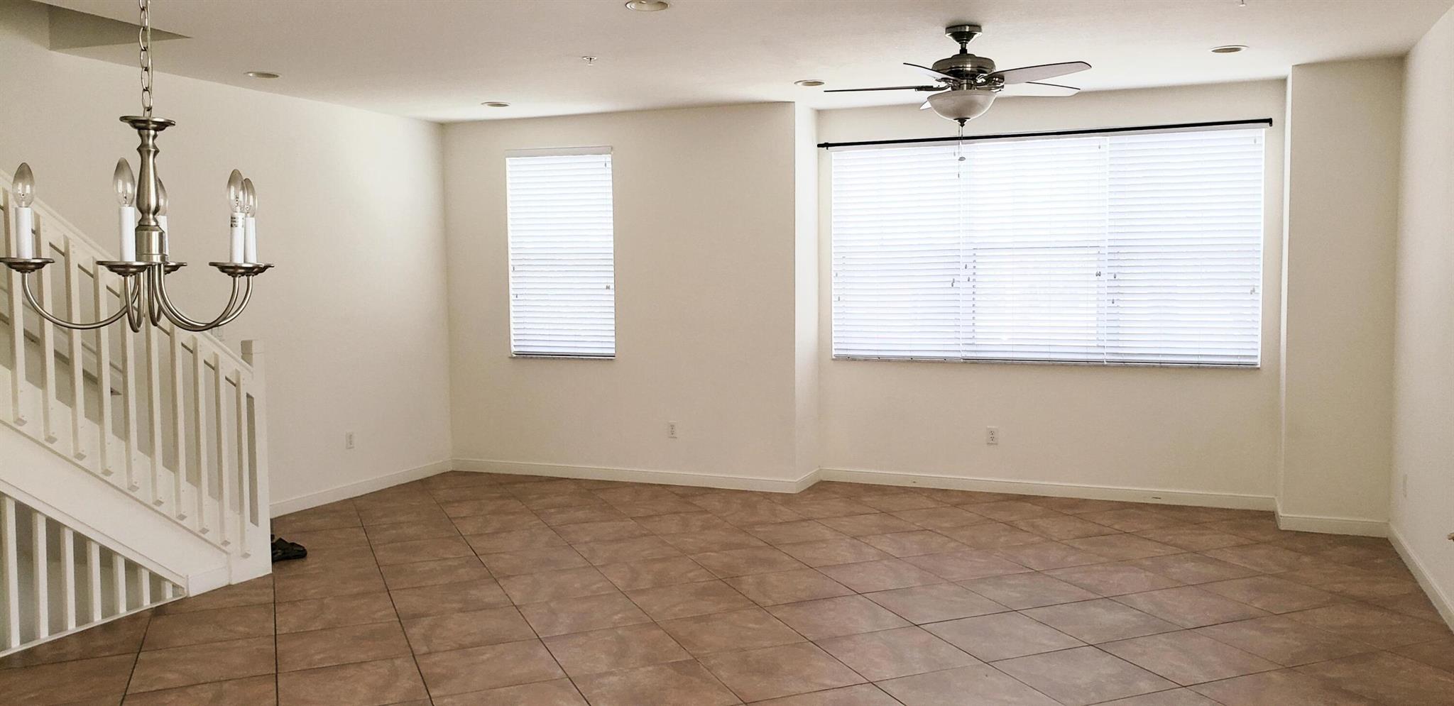 CITYSIDE CONDOMINIUM - Residential Lease