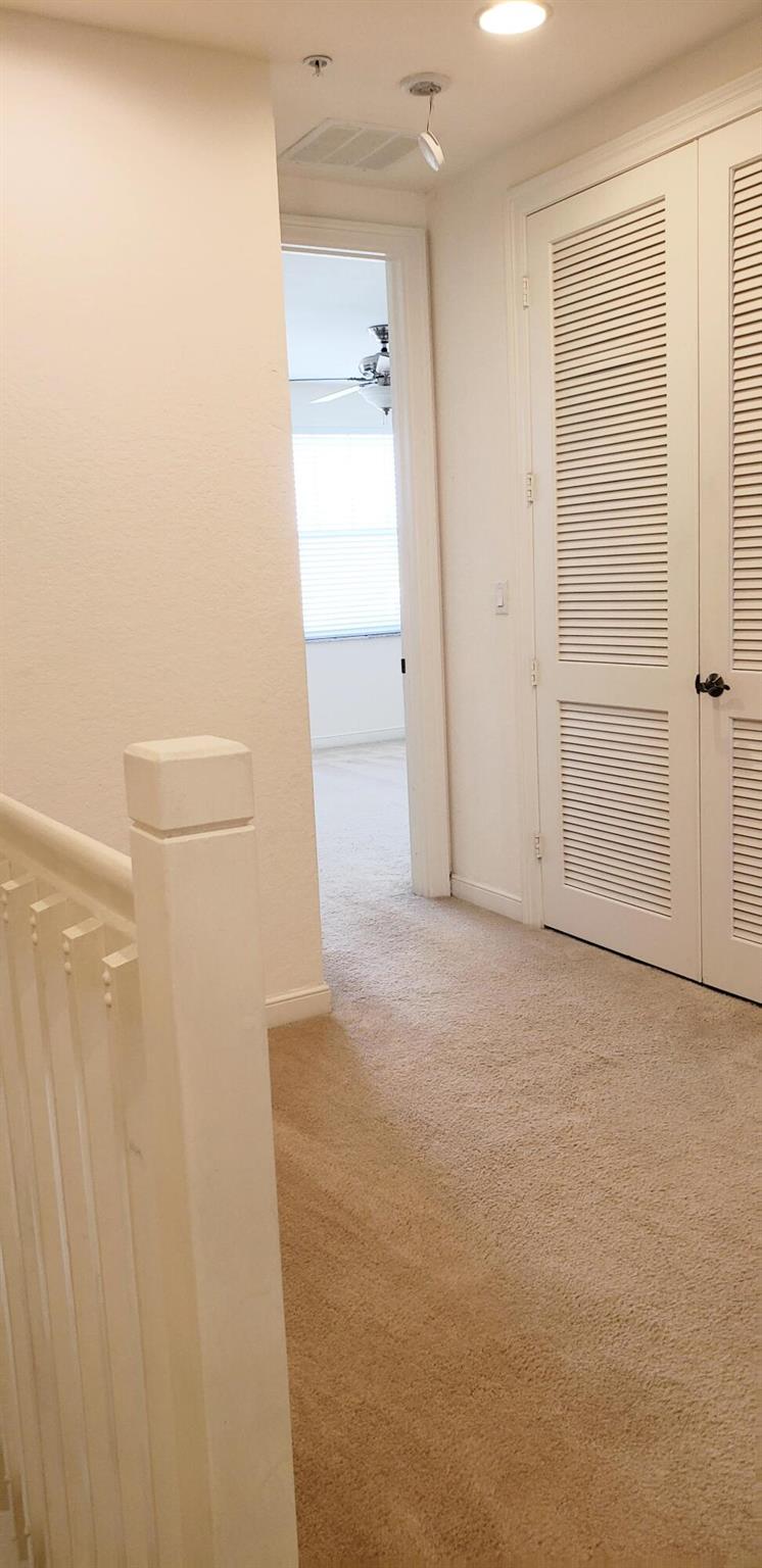 CITYSIDE CONDOMINIUM - Residential Lease