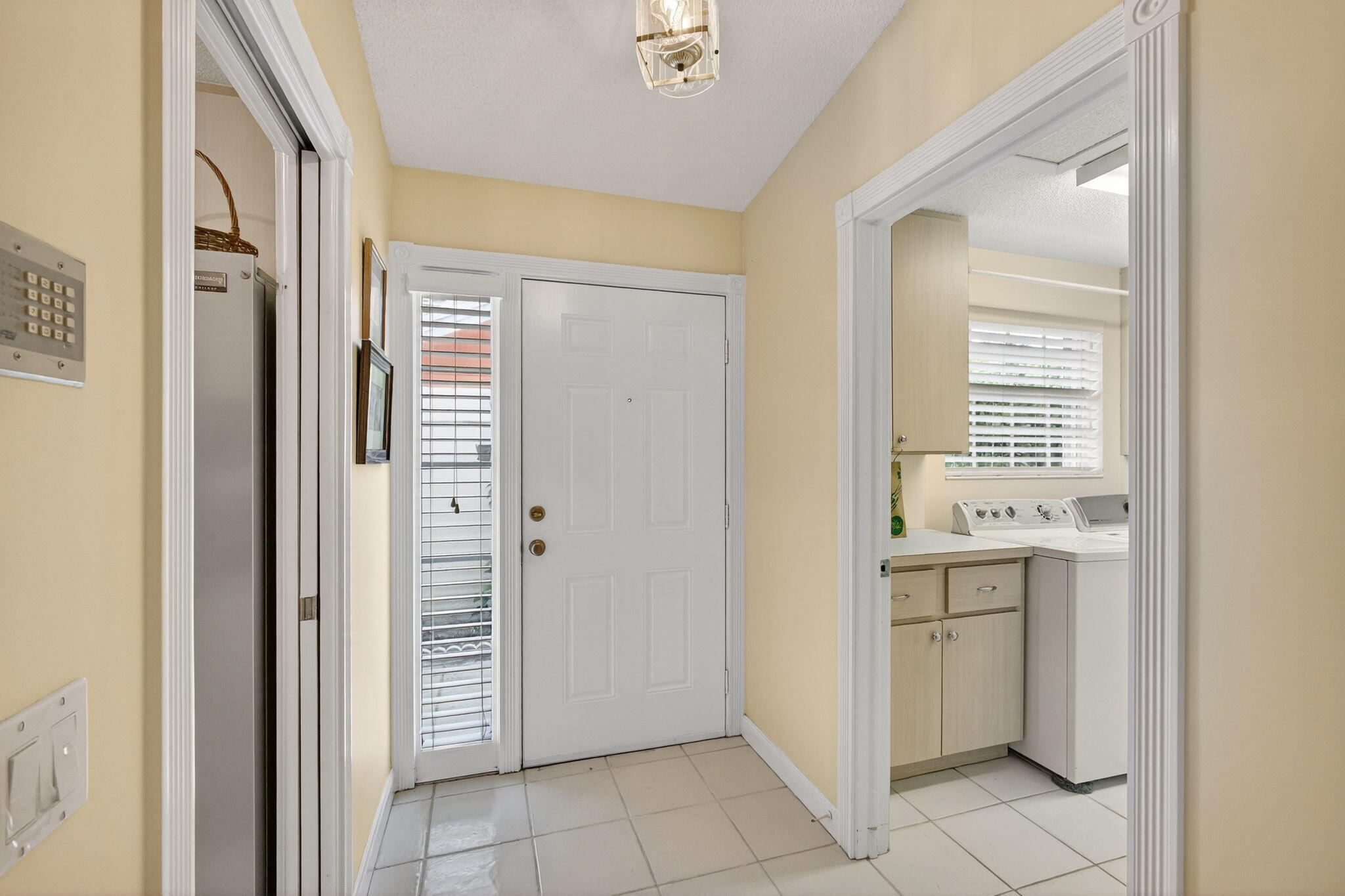 GARDEN OAKS - Residential