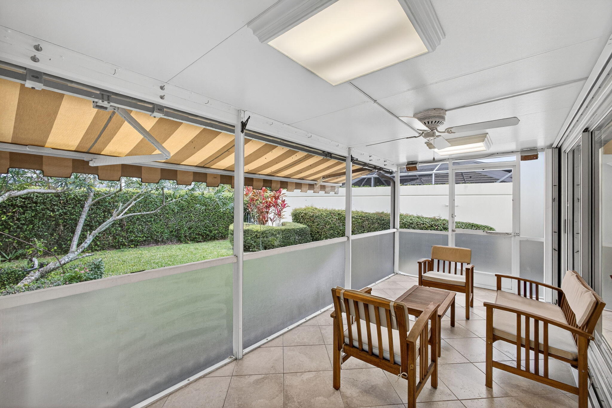 GARDEN OAKS - Residential