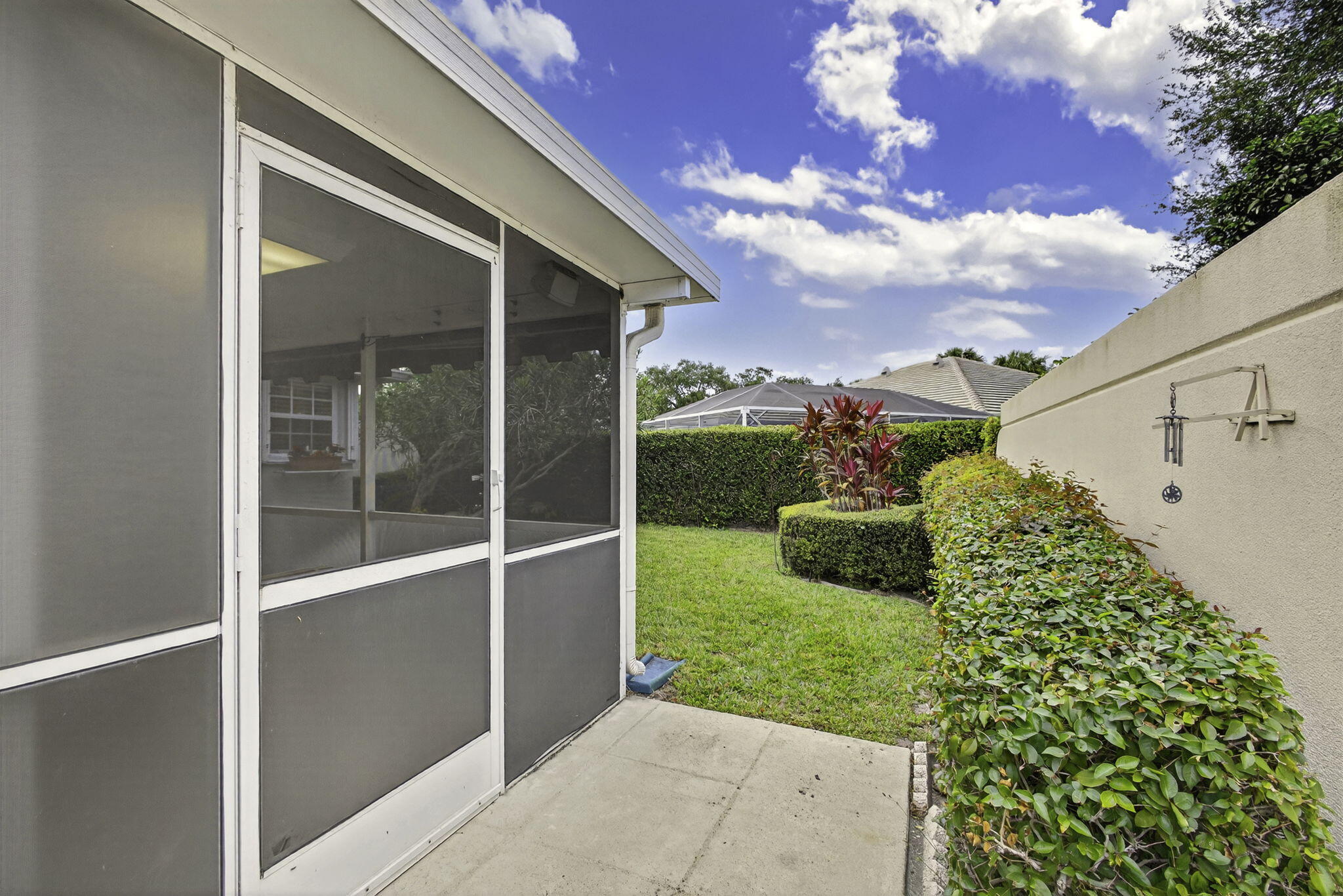 GARDEN OAKS - Residential