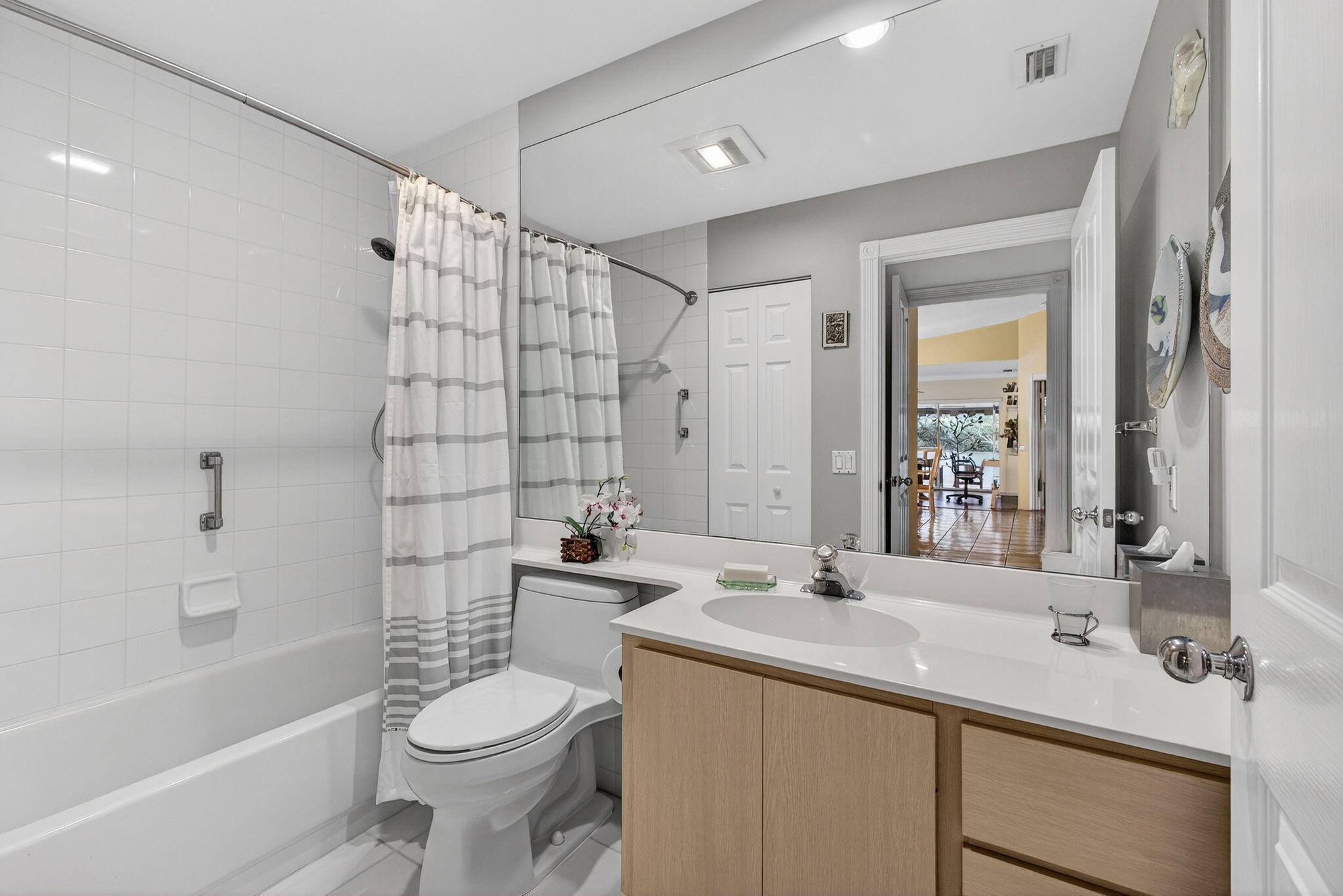 GARDEN OAKS - Residential