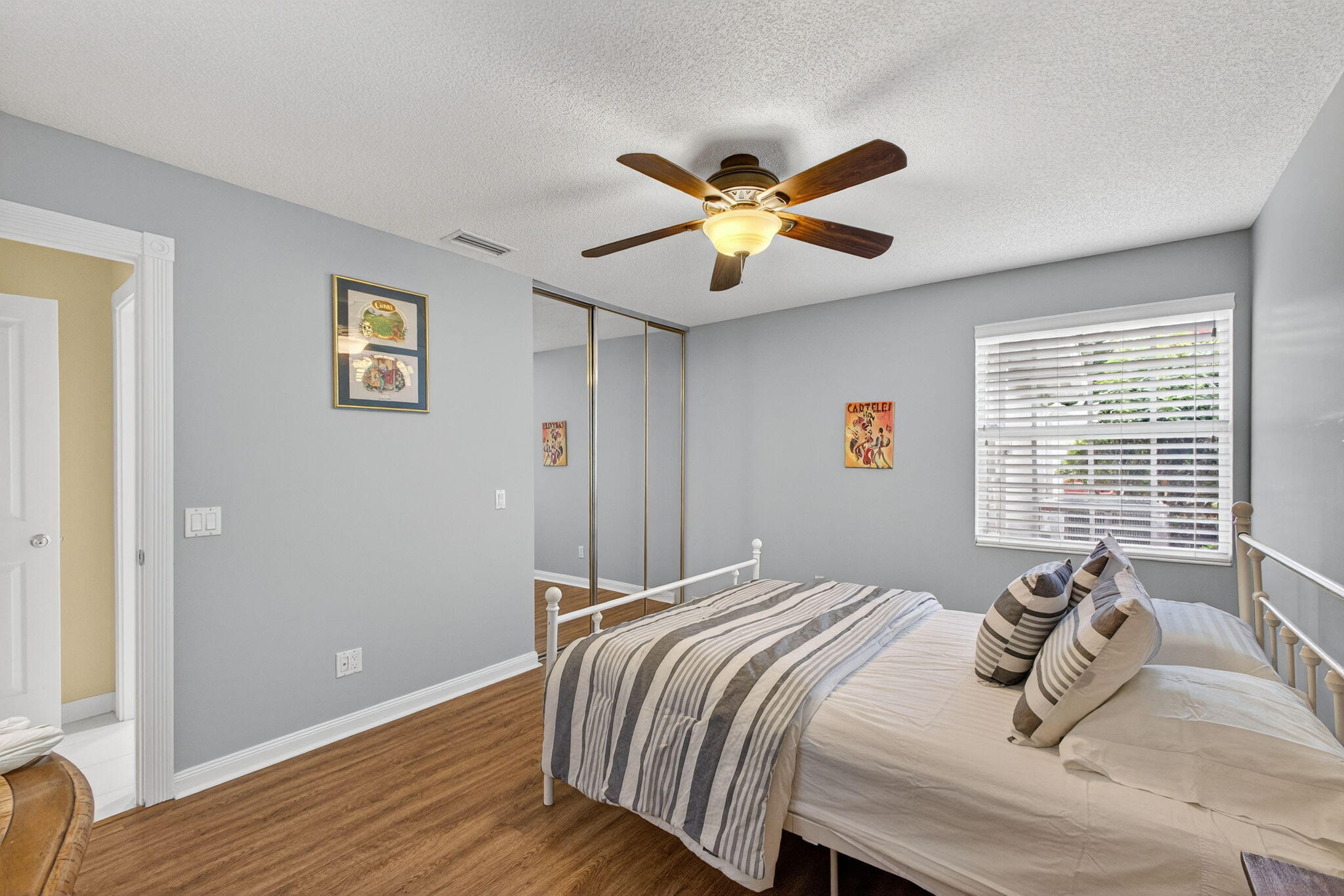 GARDEN OAKS - Residential