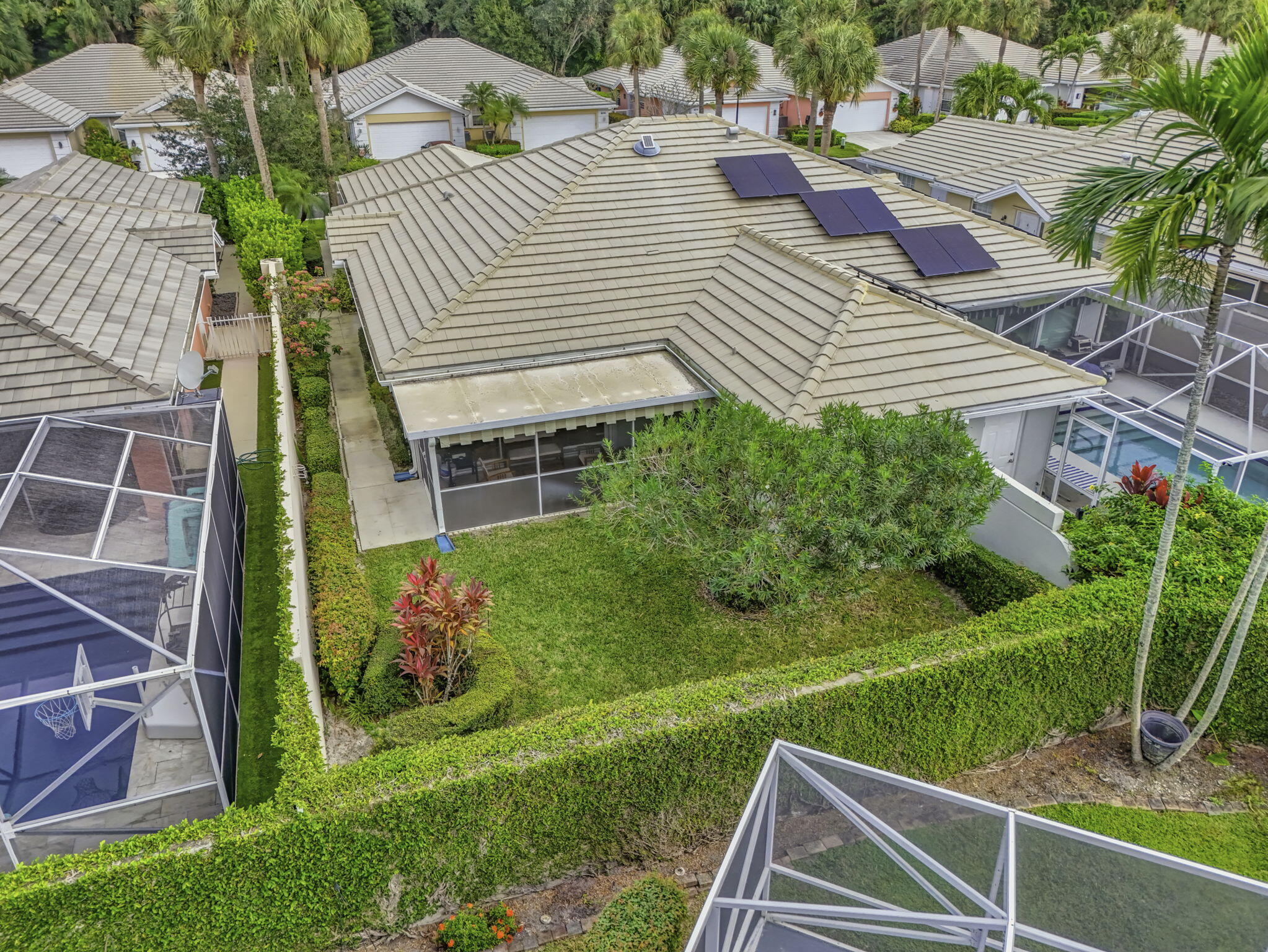 GARDEN OAKS - Residential