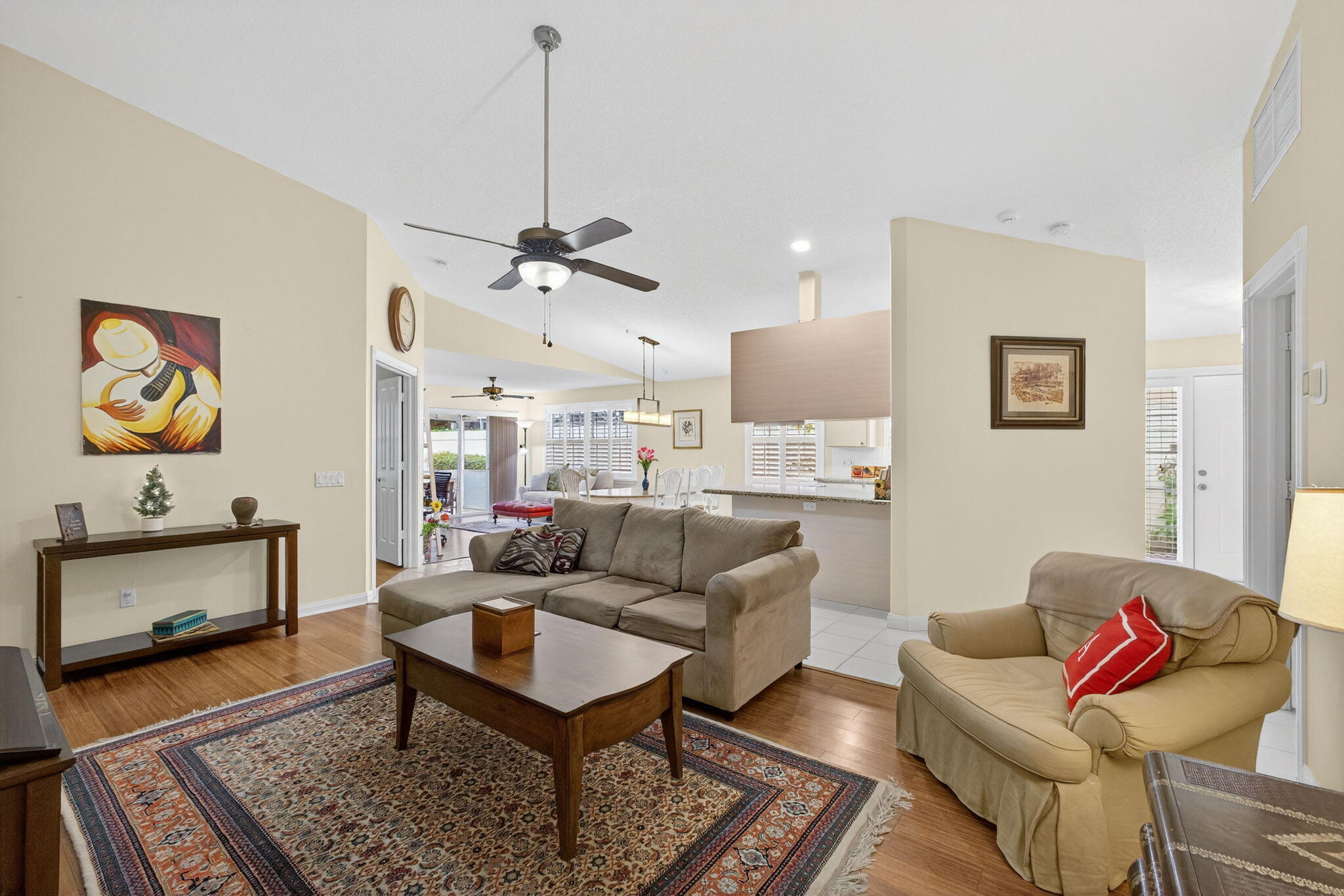 GARDEN OAKS - Residential