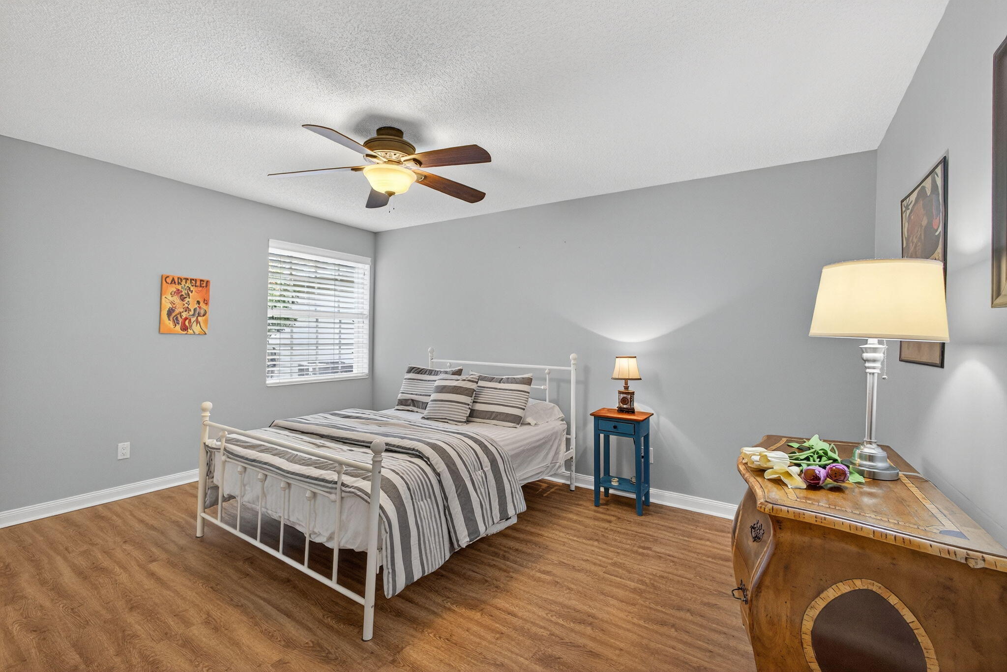 GARDEN OAKS - Residential