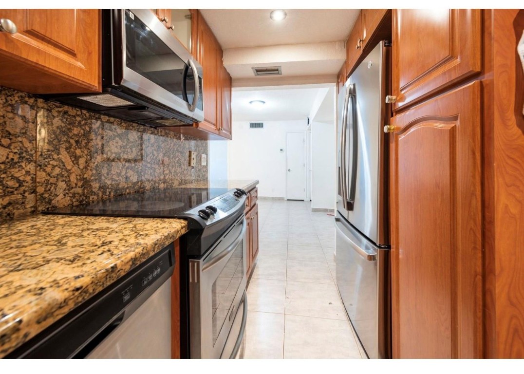 1428 4th Avenue F145