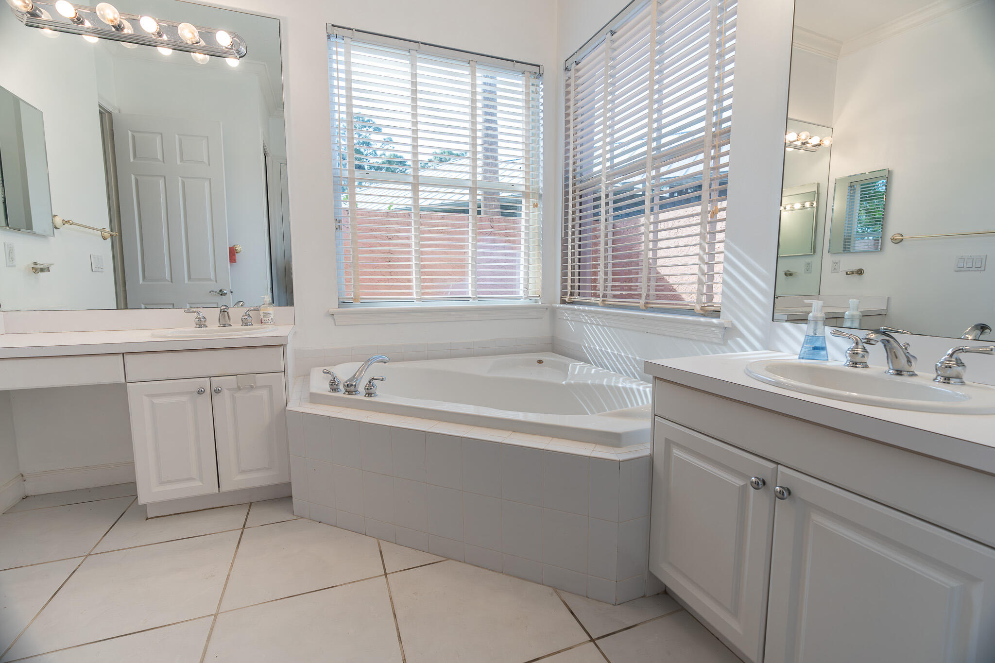 OAK RIDGE - Residential