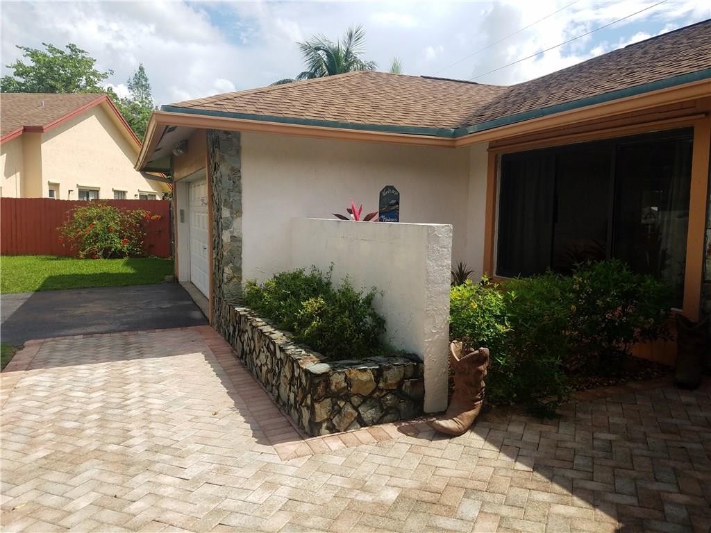 Marcano Estates 87-8 B - Residential
