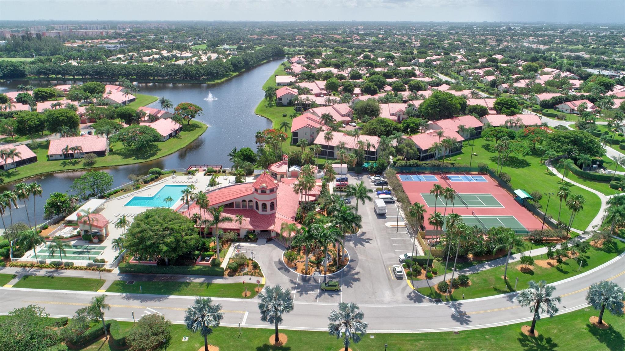 LEXINGTON CLUB 3 - Residential