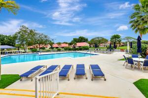 LEXINGTON CLUB 3 - Residential