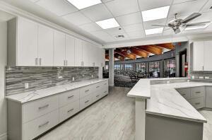 LEXINGTON CLUB 3 - Residential