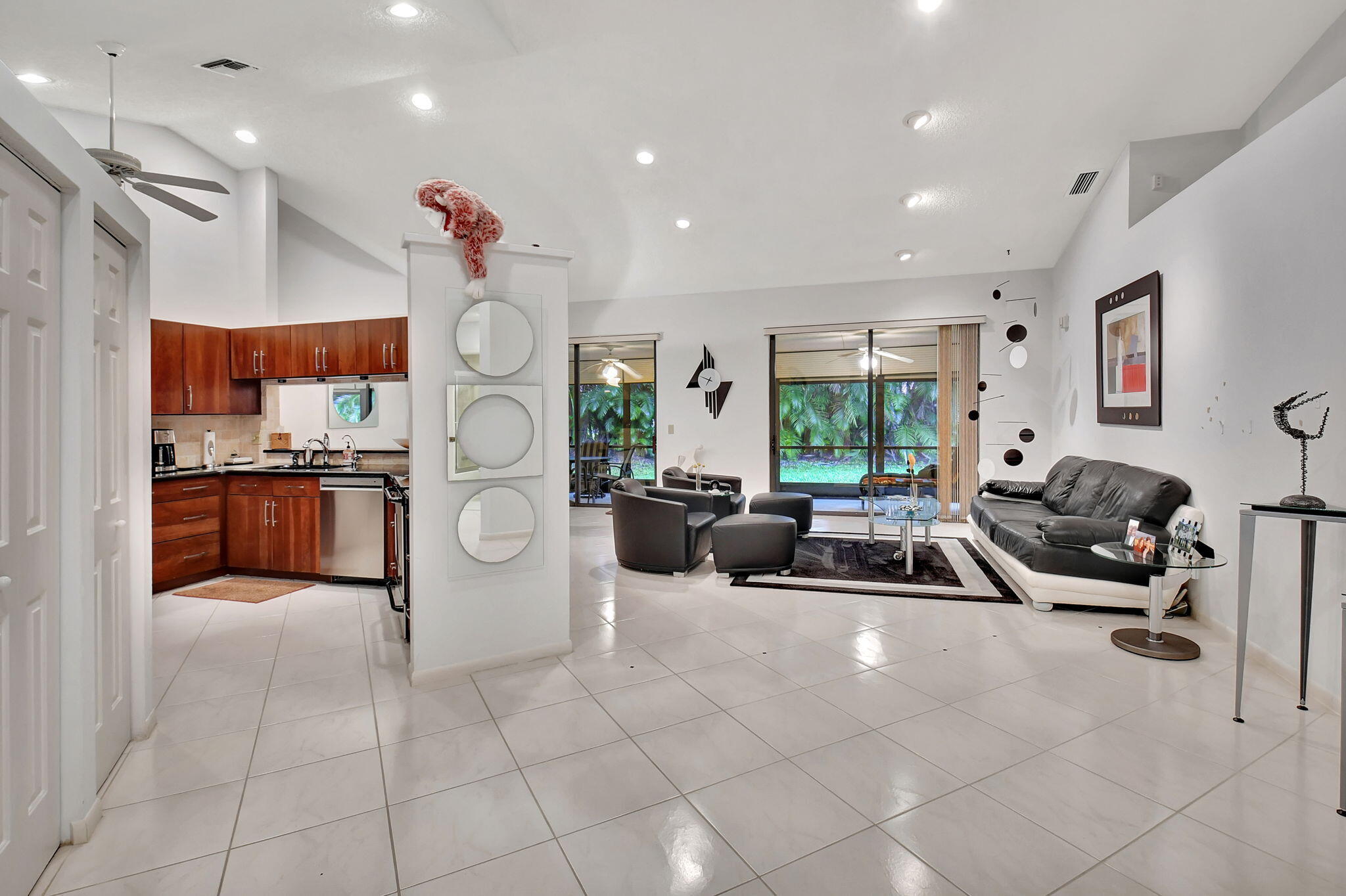 7512 Lexington Club Boulevard A