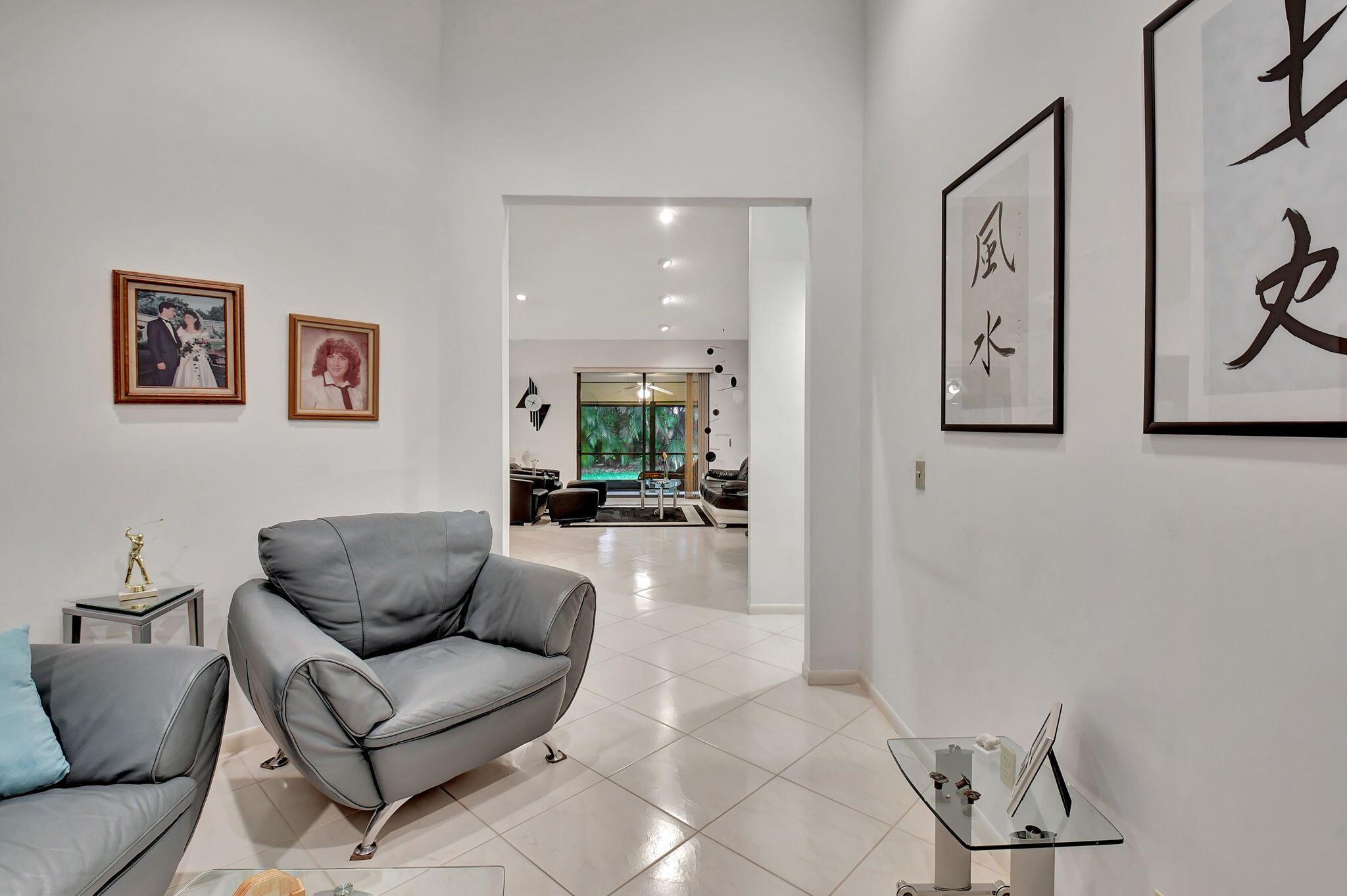 LEXINGTON CLUB 3 - Residential