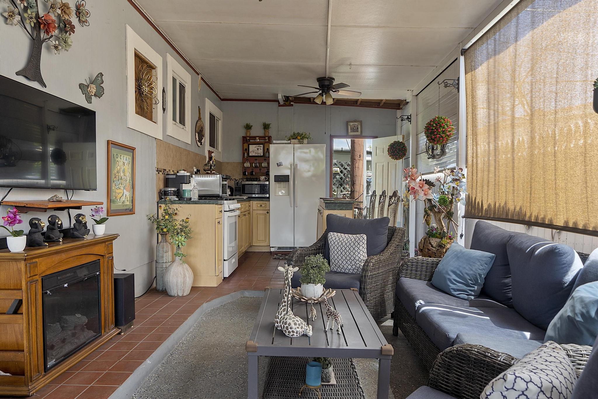 PALMETTO TRAILER ESTATES - Residential