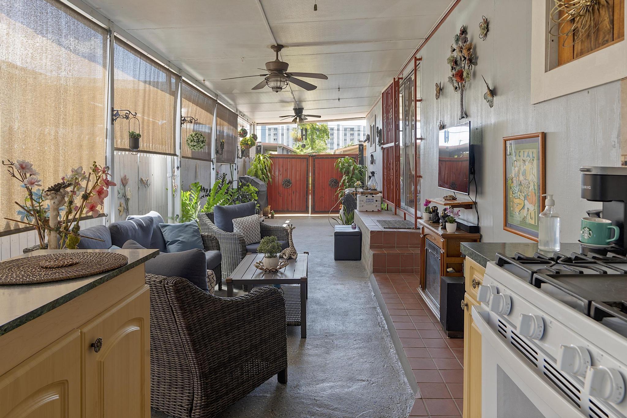 PALMETTO TRAILER ESTATES - Residential