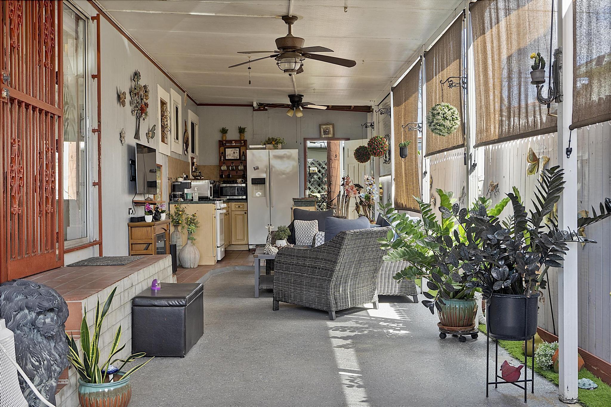 PALMETTO TRAILER ESTATES - Residential