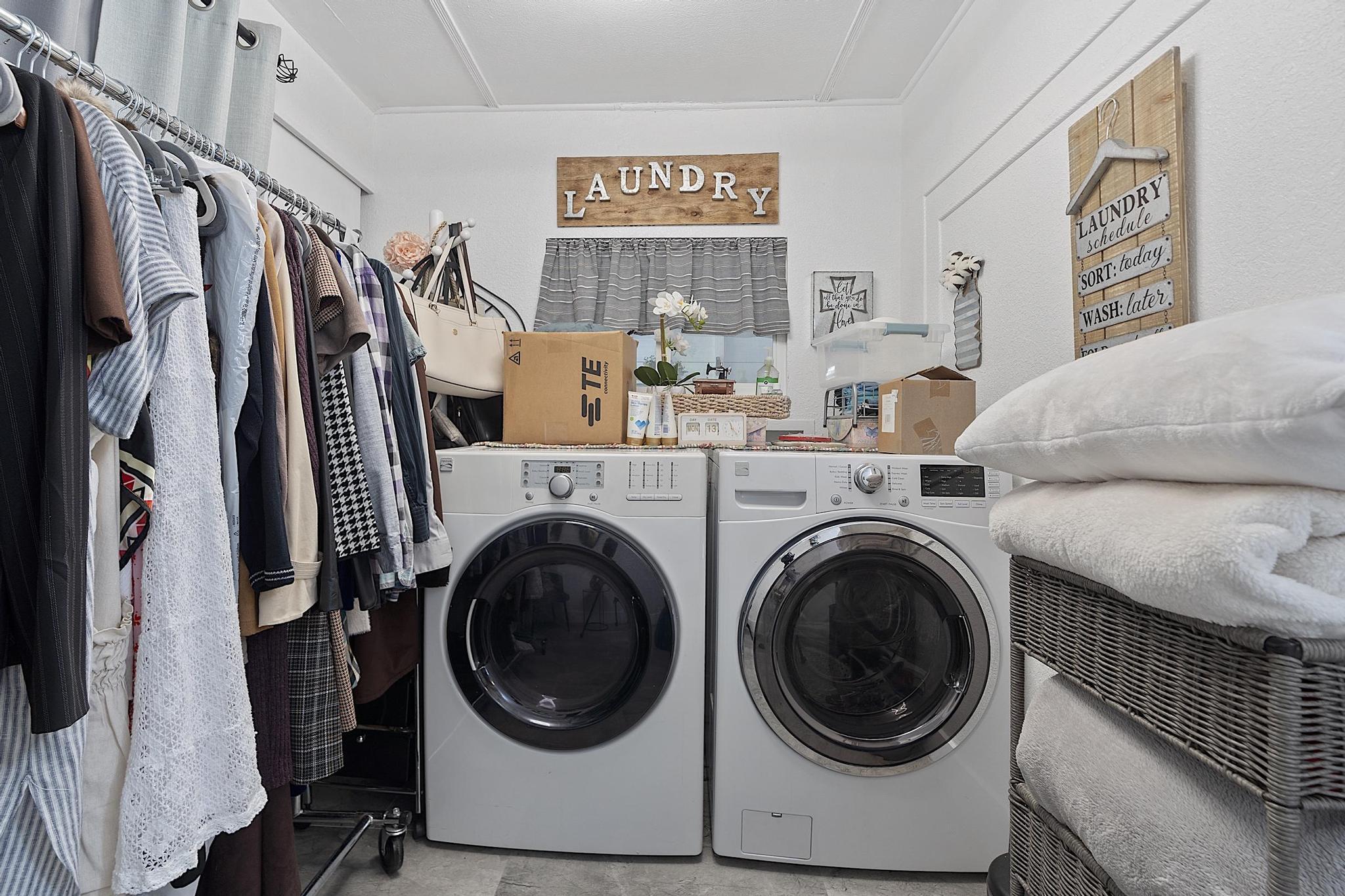 PALMETTO TRAILER ESTATES - Residential