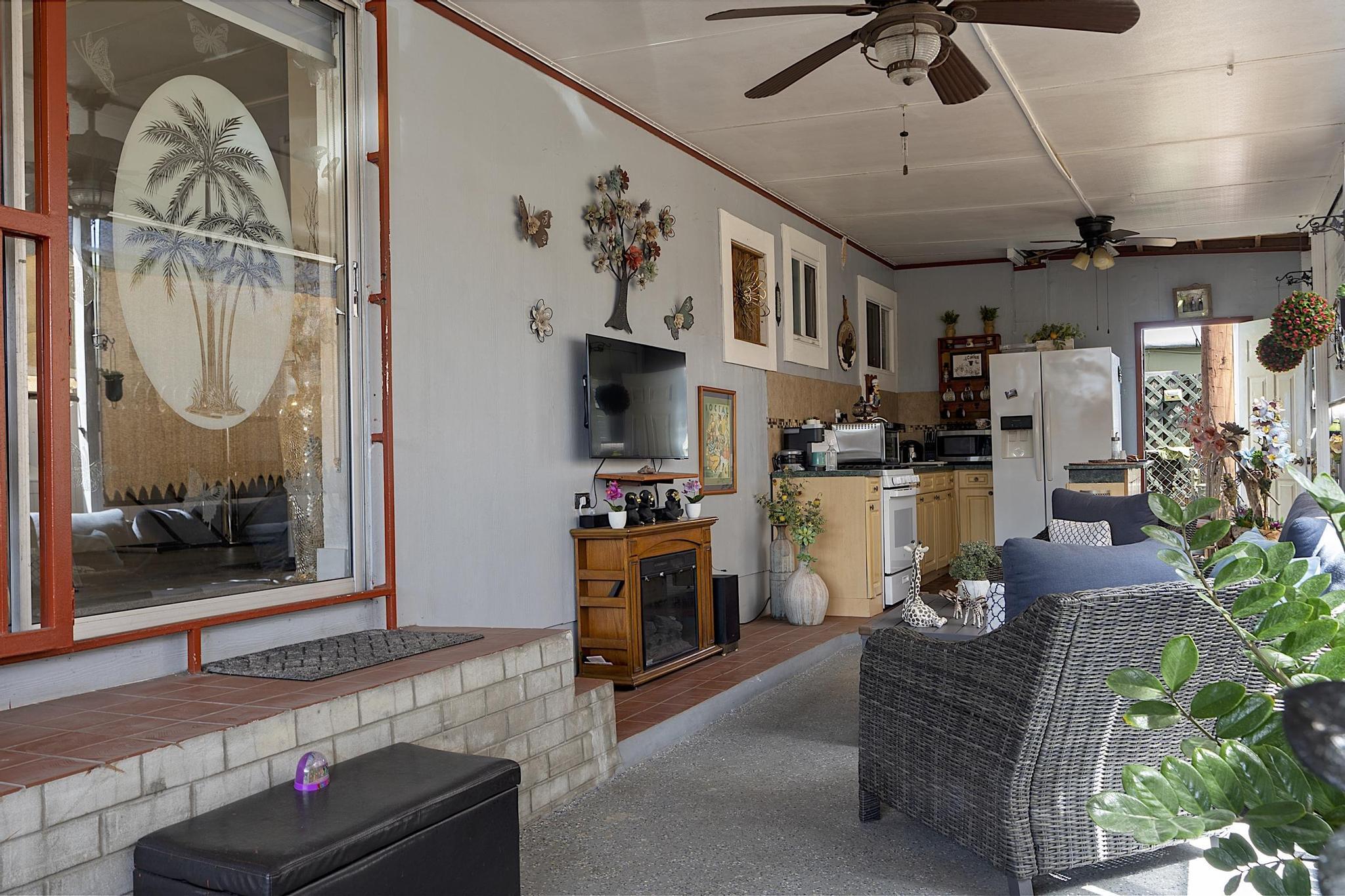 PALMETTO TRAILER ESTATES - Residential