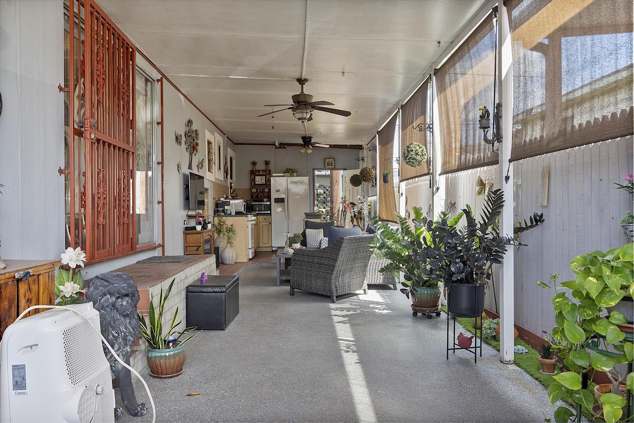 PALMETTO TRAILER ESTATES - Residential