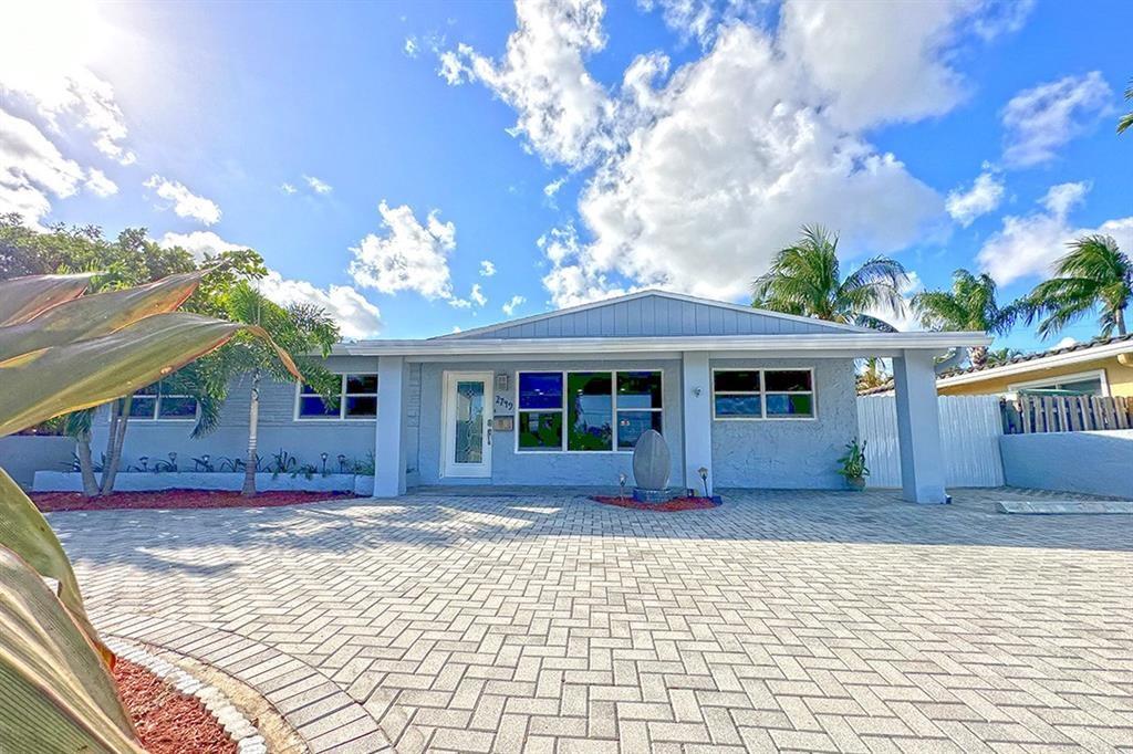 2749 NW 9th Ave