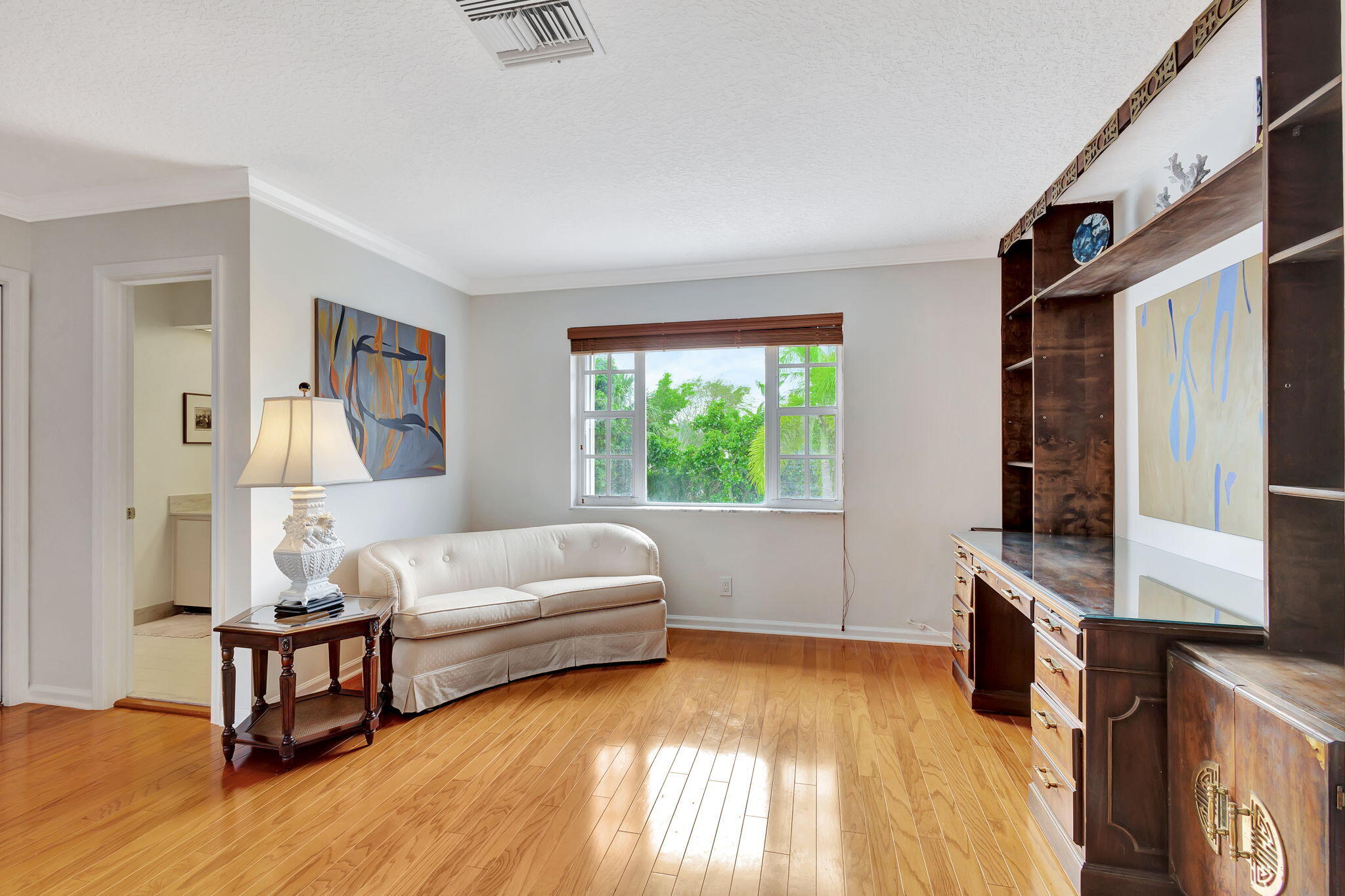 PINE POINT - Residential