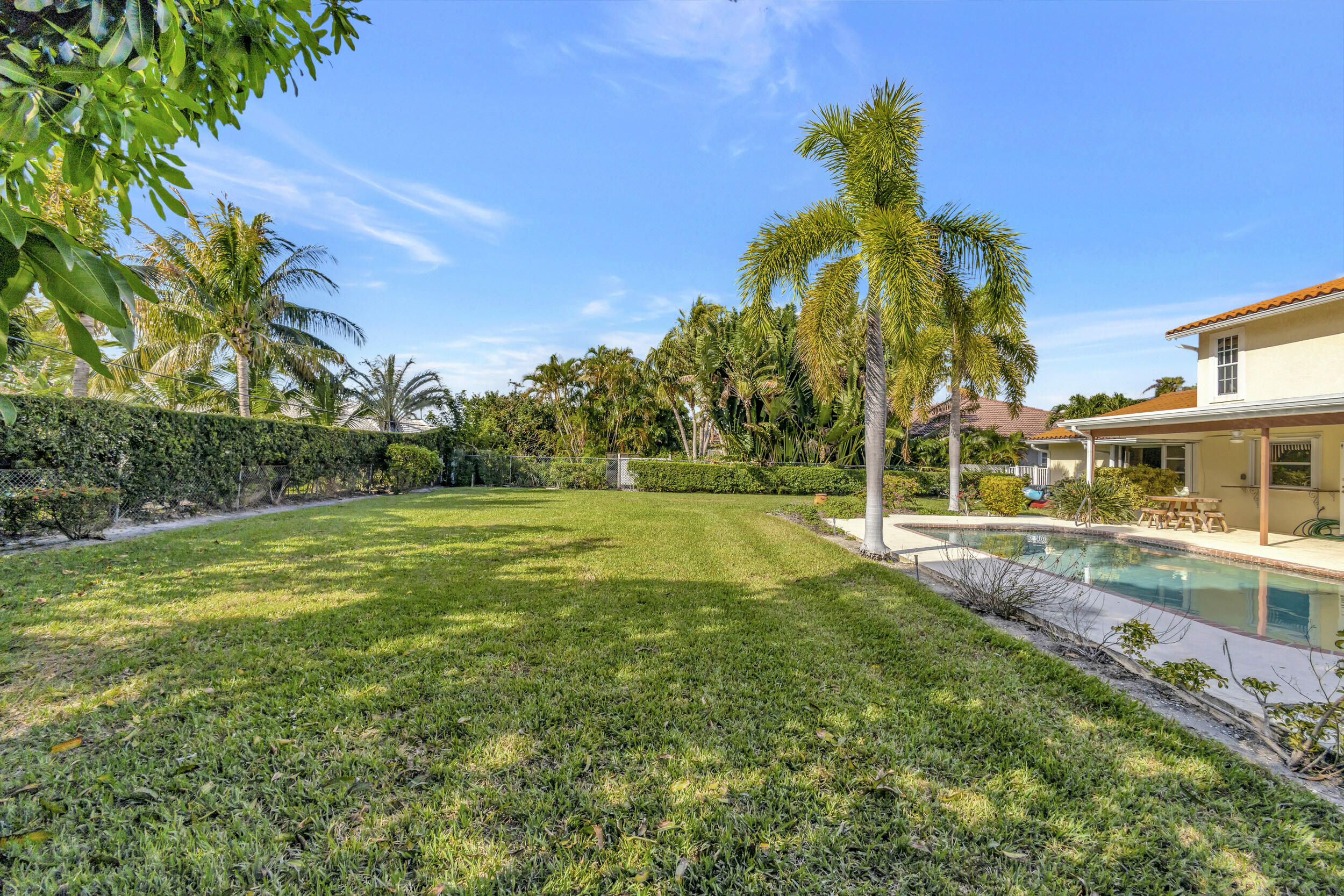 PINE POINT - Residential