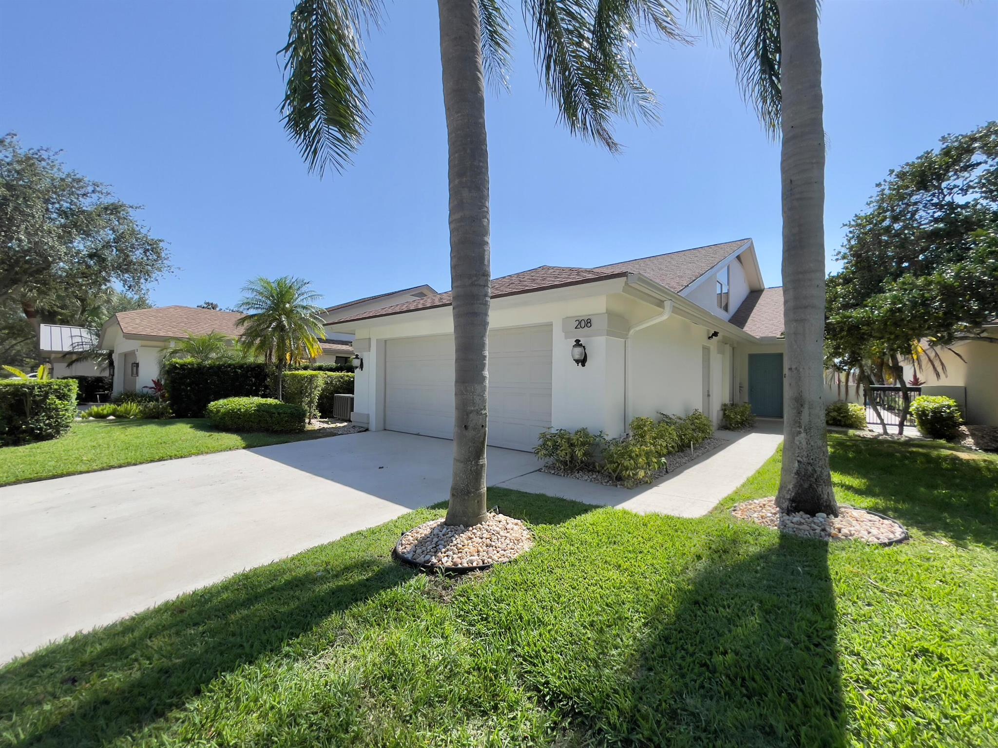 208 E River Park Drive