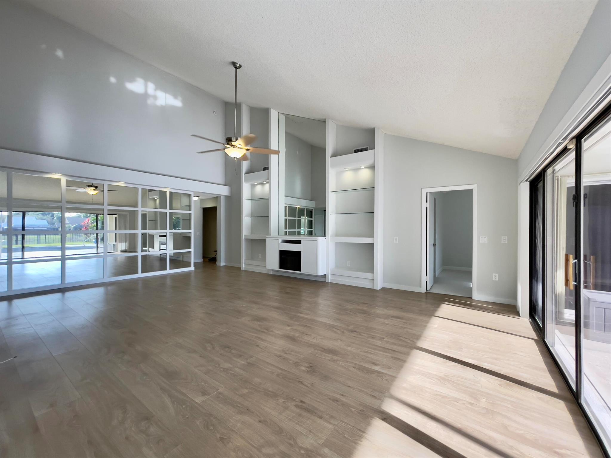 208 E River Park Drive
