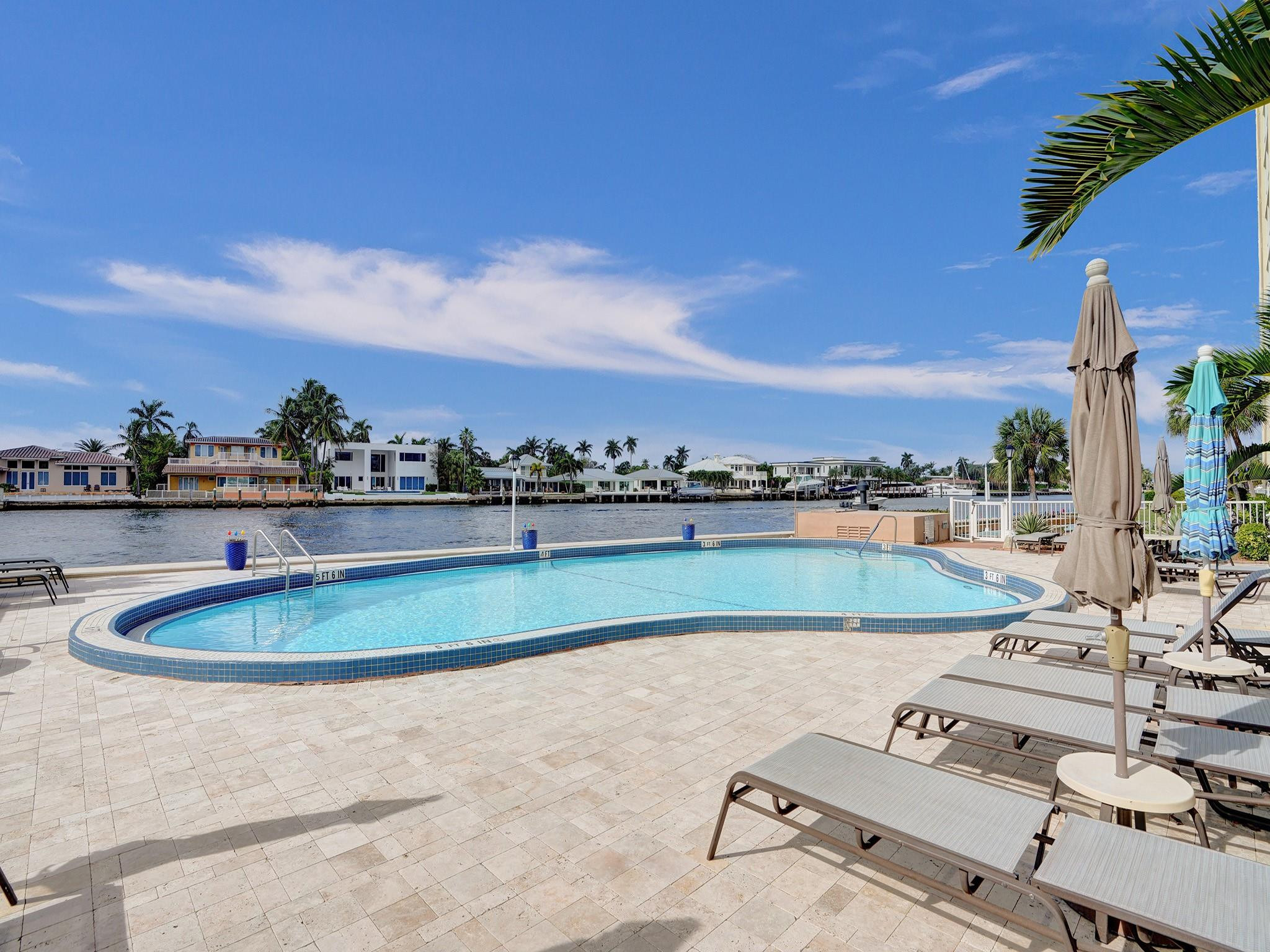 Seville House - Residential