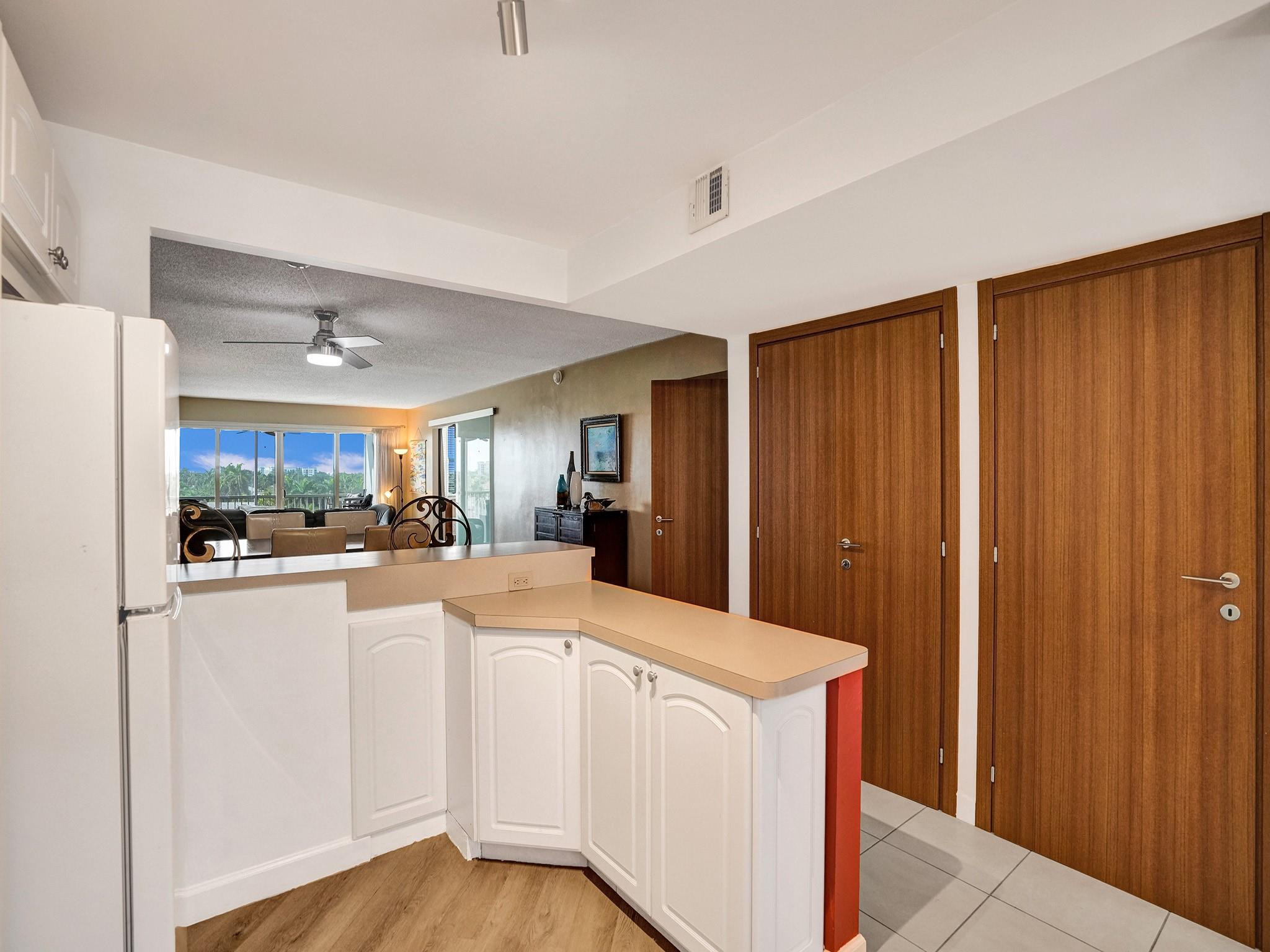 Seville House - Residential