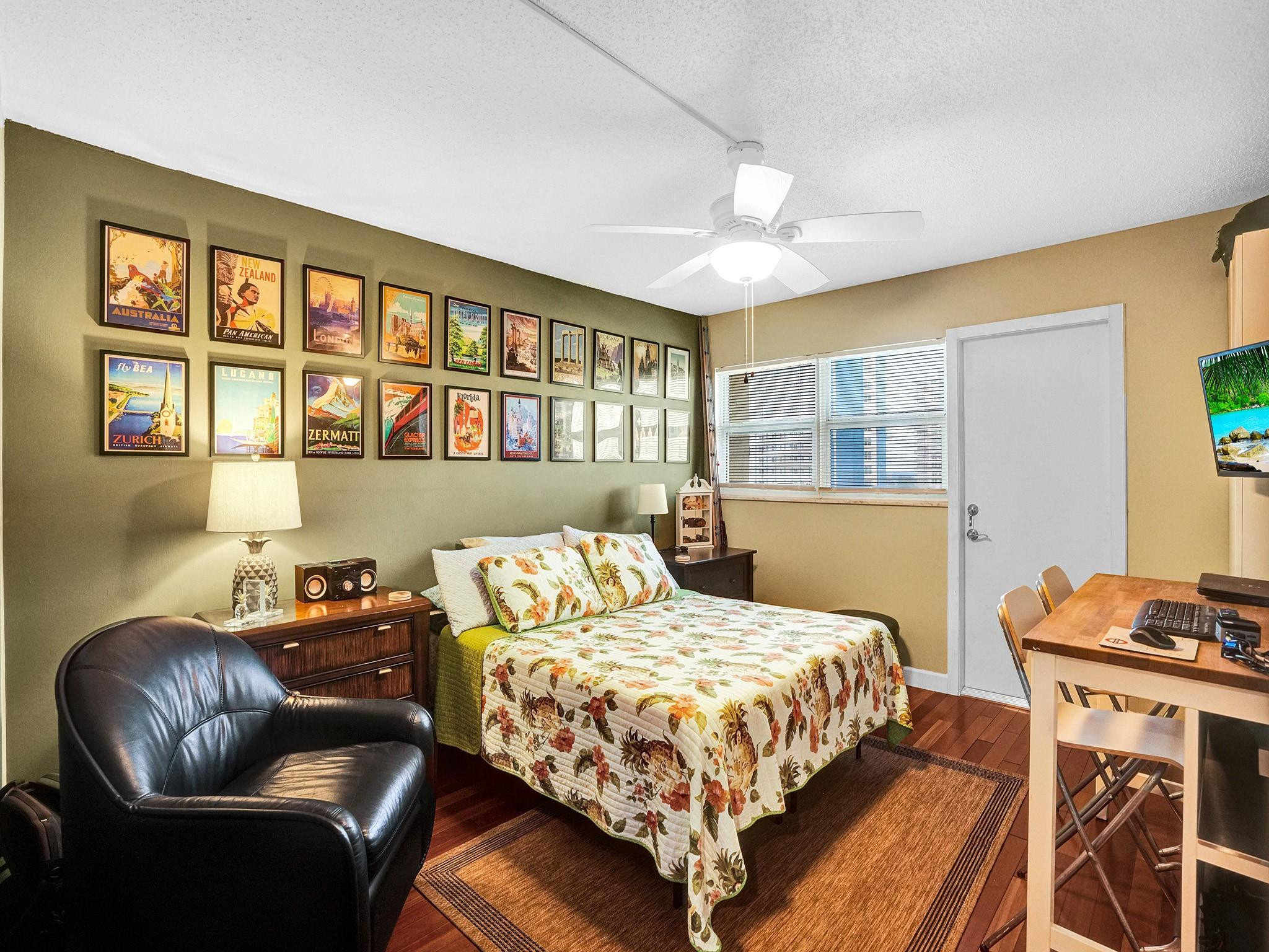 Seville House - Residential