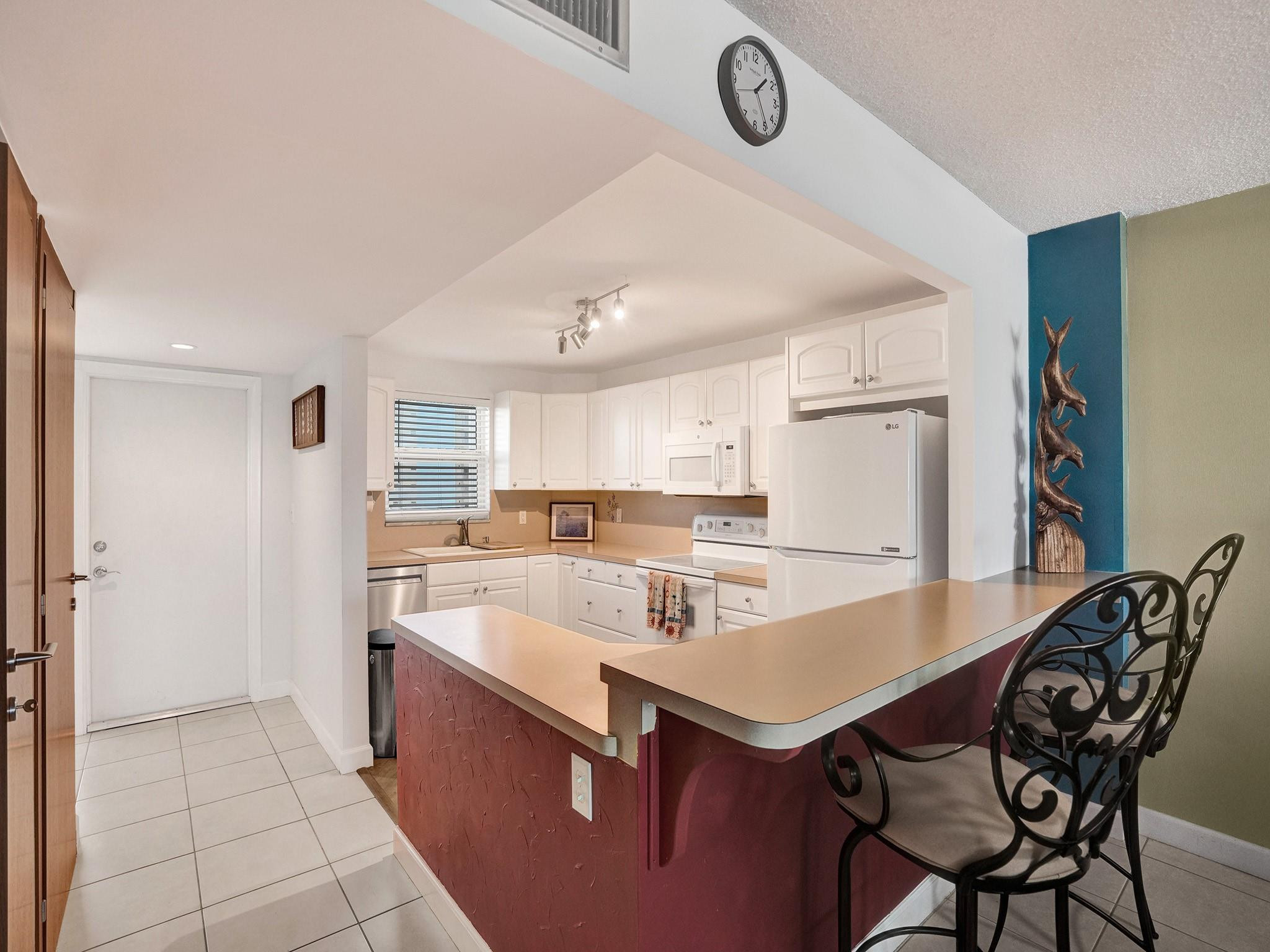 Seville House - Residential