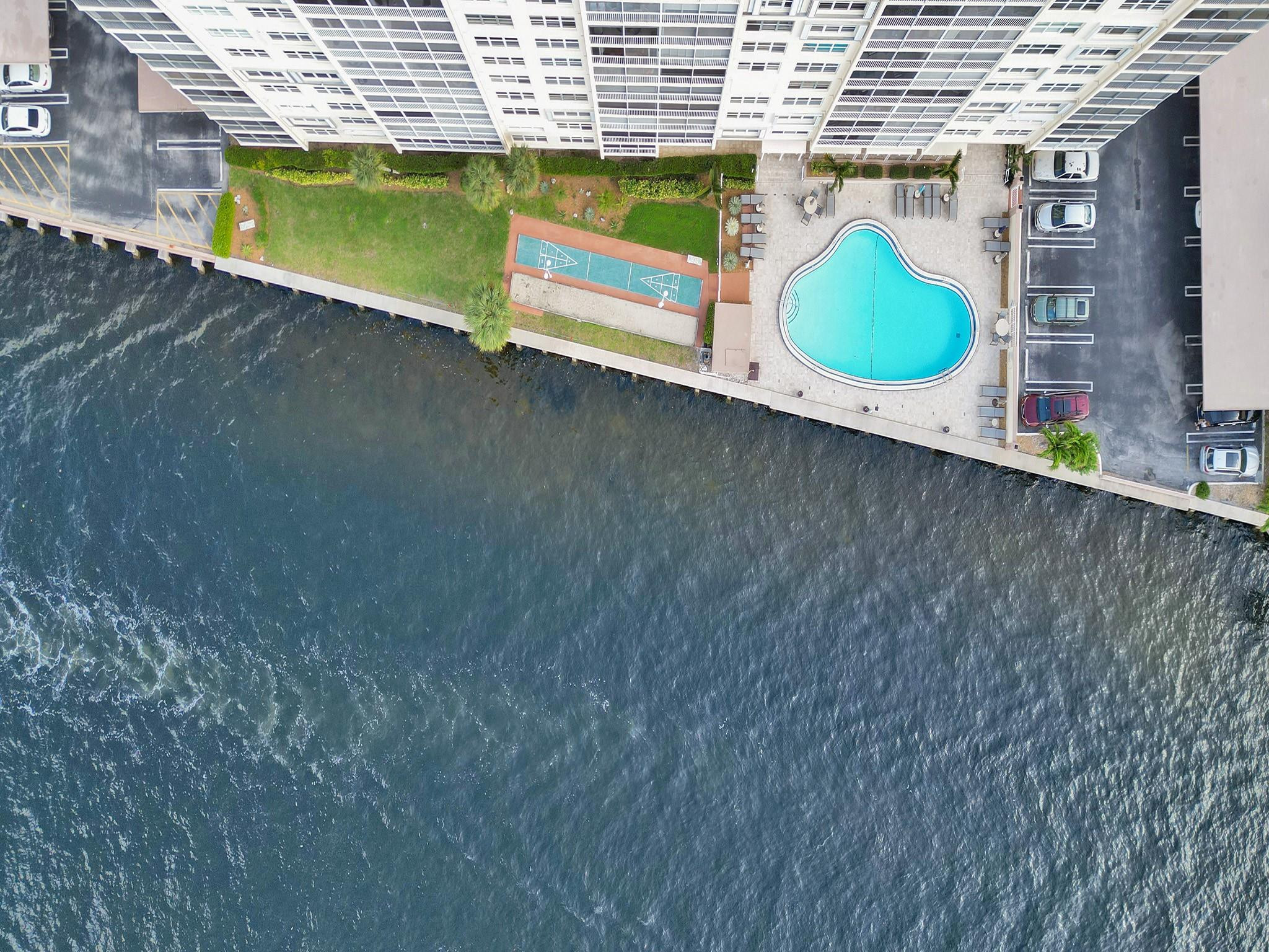 Seville House - Residential