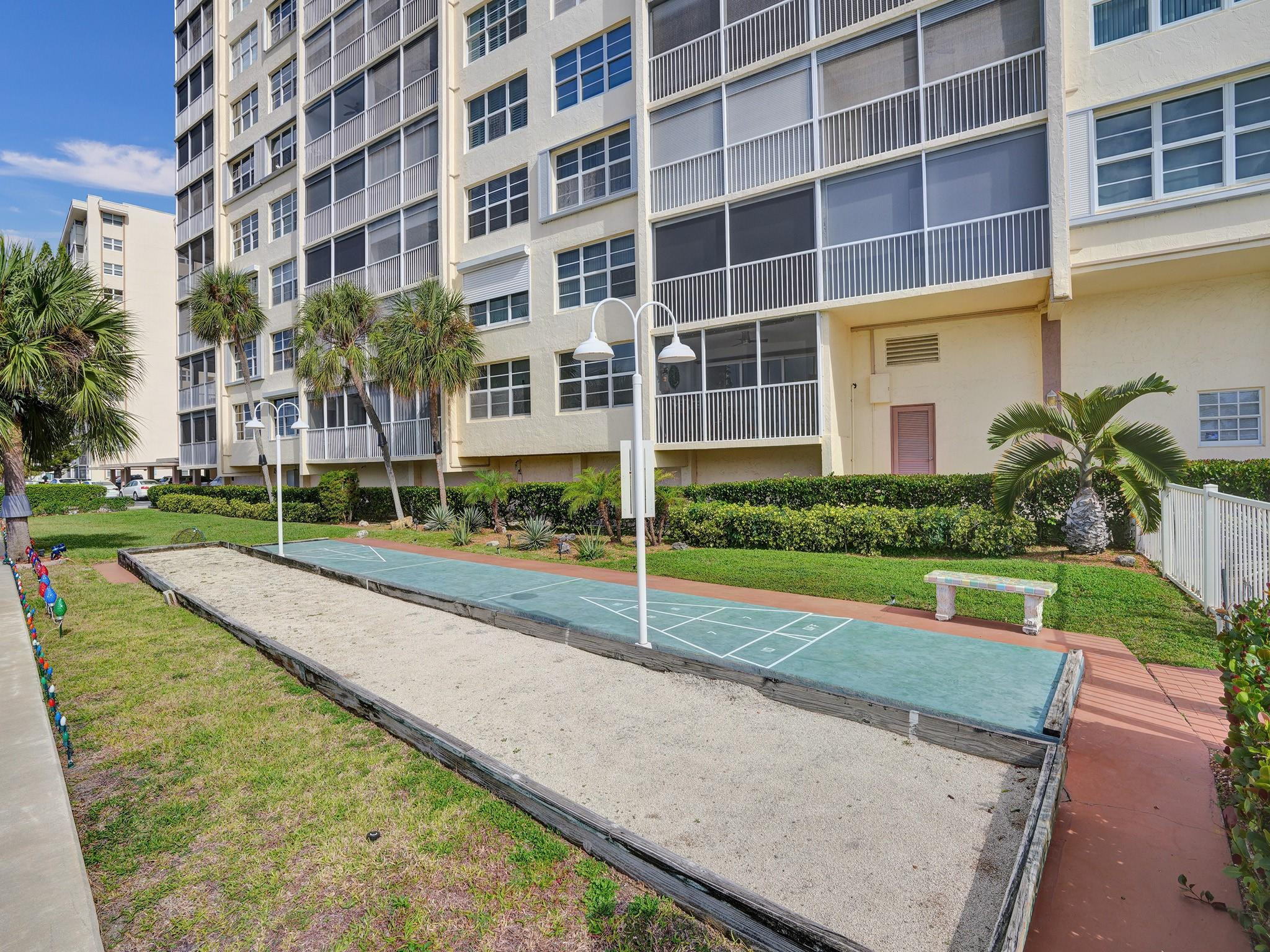 Seville House - Residential